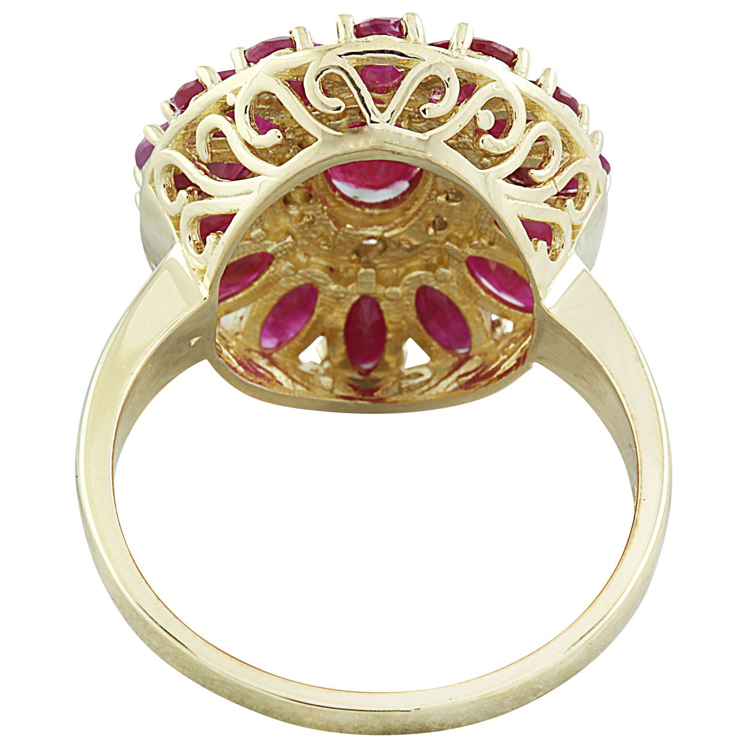 Natural Ruby Diamond Ring In 14 Karat Yellow Gold In New Condition For Sale In Manhattan Beach, CA