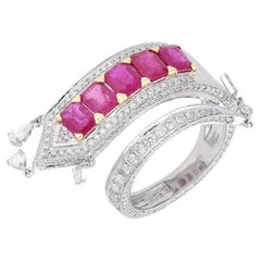 Natural Ruby & Diamond Ring in 18k Gold Natural Ruby & Diamond Ring in 18k Gold