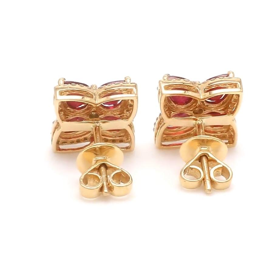 Donna Borchie con diamante e rubino Nature  orecchino in oro 18k in vendita