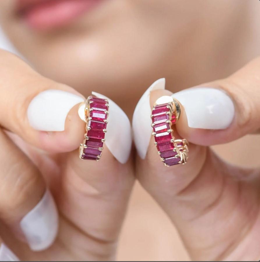 Boucles d'oreilles rubis émeraude serties or  Boucle d'oreille miniature rubis naturel octogonal or  Boucles d'oreilles rubis rouge taille émeraude or

DÉTAILS DE LA PIERRE :
✦ Pierre précieuse : Rubis
✦ Gemstone Type : Nature
✦ Taille de la pierre