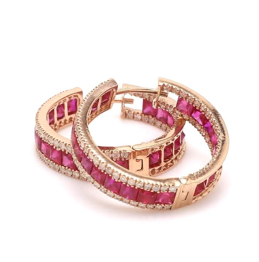 Orecchino con rubino Nature in oro 14k In condizioni Nuovo in vendita a New York, NY