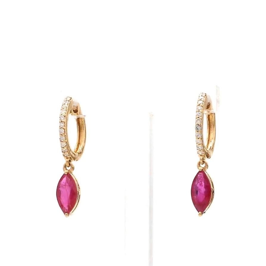 Boucles d'oreilles or rubis véritable marquise goutte petits diamants  Petite boucle d'oreille rubis naturel or  Boucles d'oreilles rubis et marquise Boucles d'oreilles or

DÉTAILS DES PIERRES PRÉCIEUSES :
✦ Pierre précieuse : Rubis
✦ Gemstone Type