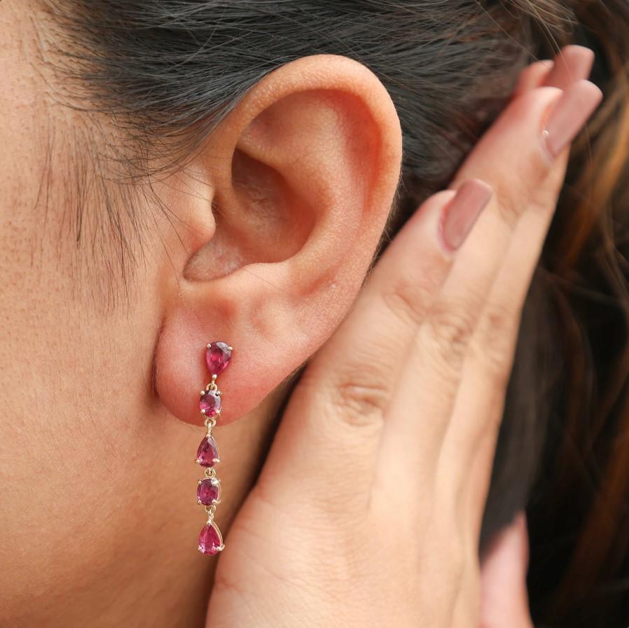 Taille Asscher Boucles d'oreilles rubis naturel en or 14k en vente