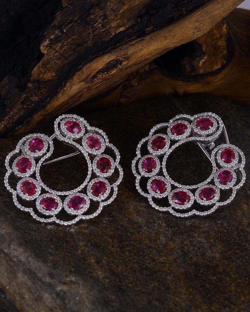 Contemporary Natural Ruby Earrings in 18K For Sale