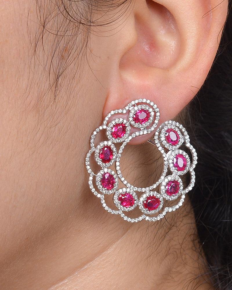 Natural Ruby Earrings in 18K In New Condition For Sale In jaipur, IN