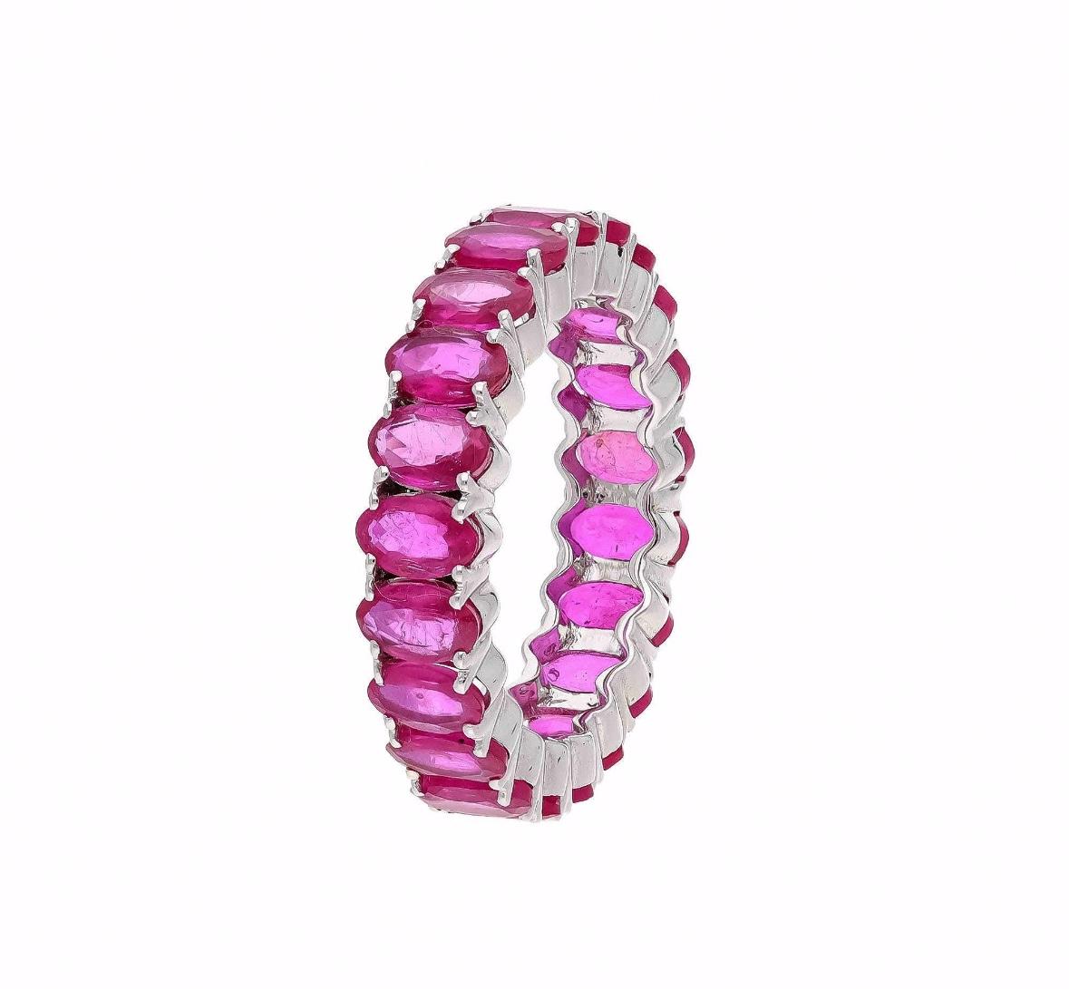 Women's Natural ruby eternity band ring in 18k gold