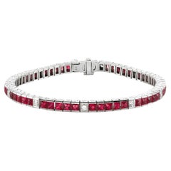 Natürliche Rubin-Edelsteine 6,90 Karat in 18 Karat Weißgold Armband mit Diamanten gefasst