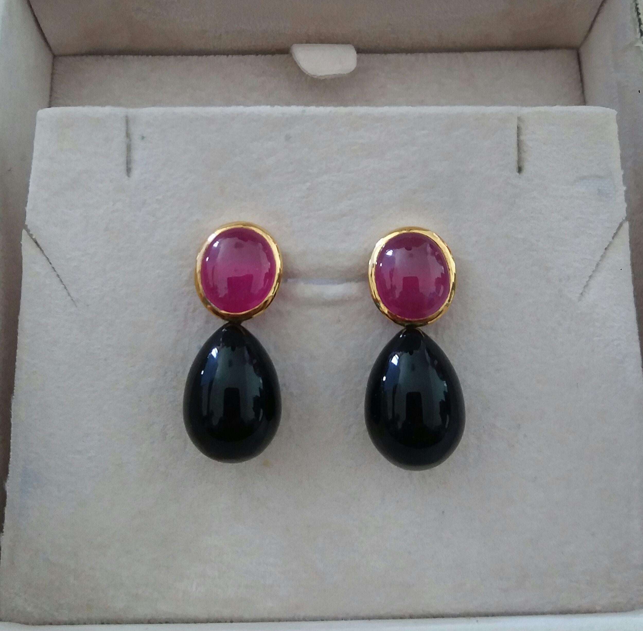 Natural Ruby Oval Cabochons 14 Karat Gold Bezel Black Onyx Round Drops Earrings For Sale 1