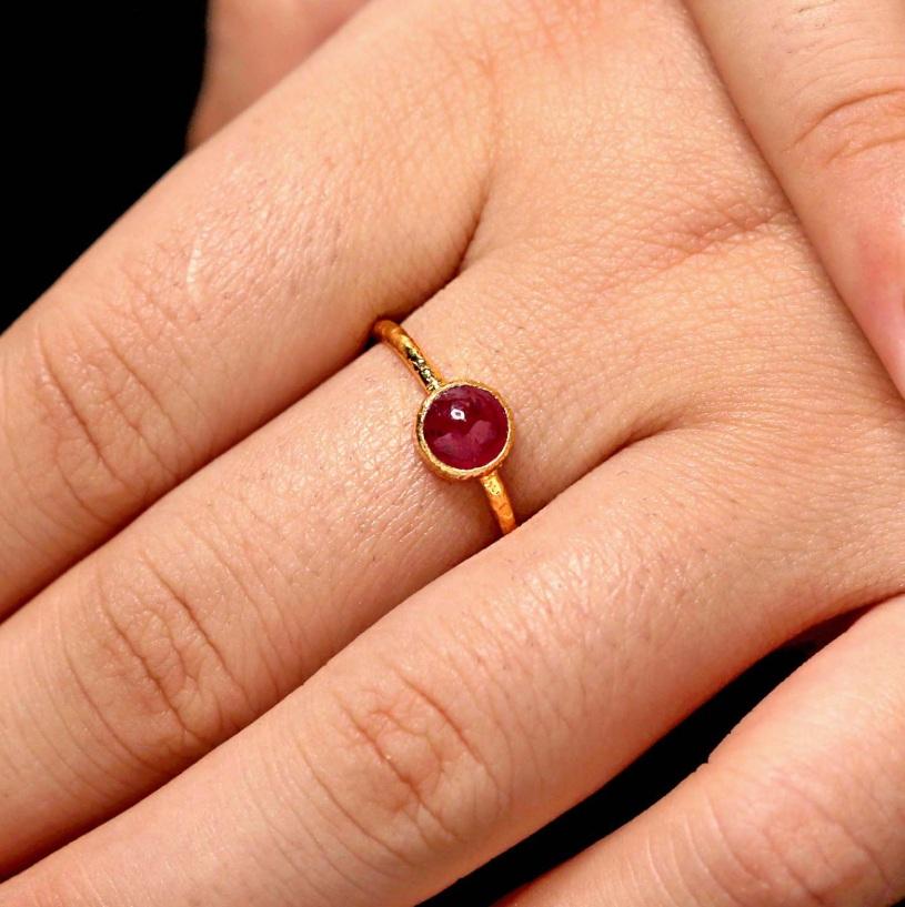 This textured ring is made with 18k yellow gold and 0.85 carat natural ruby gemstone. it is very casual and very lightweight to wear and perfect addition for any jewelry collection.

Specifications

Dimensions: Ring Size-7.25 US, Top-5 MM
Gross