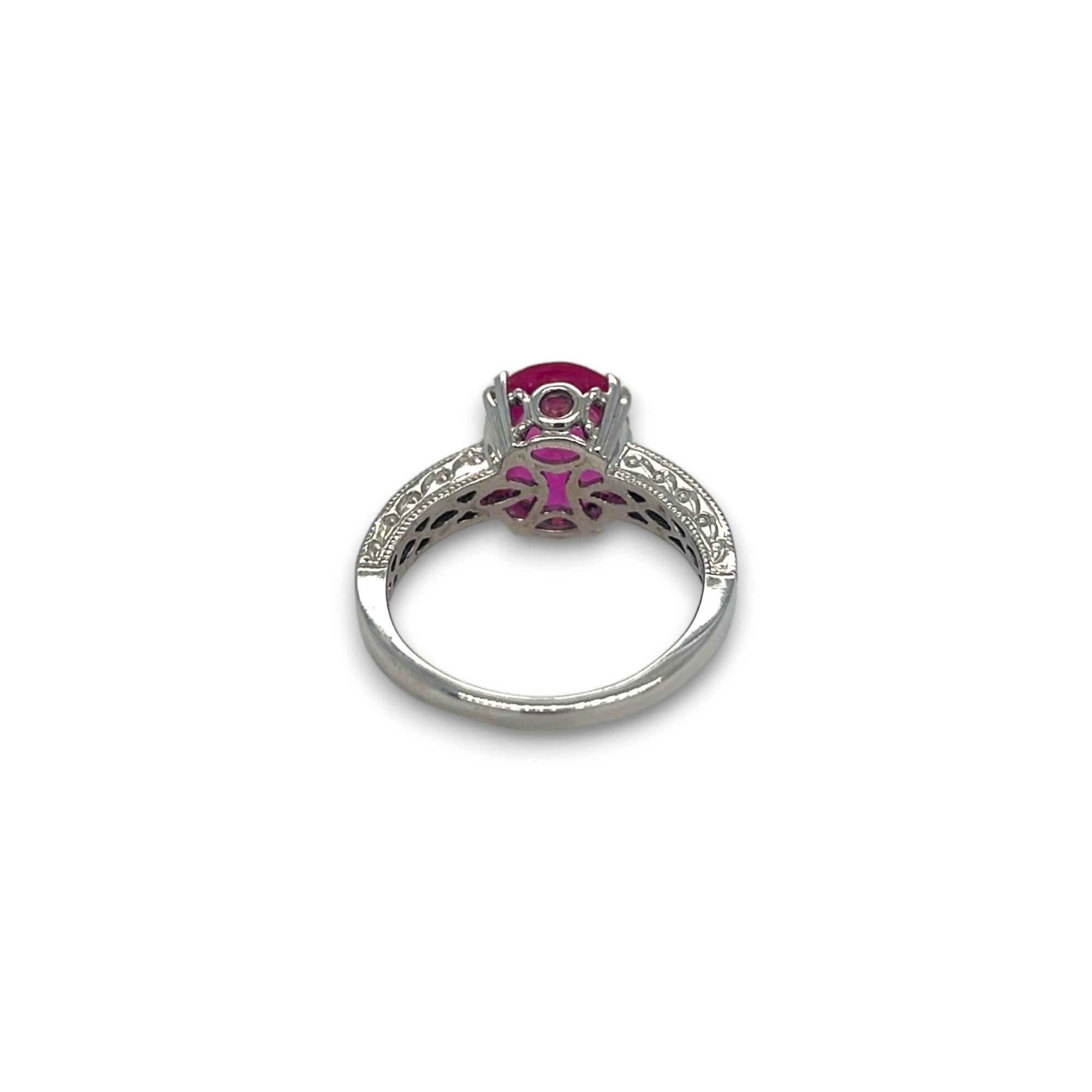 Natural Ruby Ring with Diamonds and Milgrain Finishing In Excellent Condition For Sale In Lewisville, TX