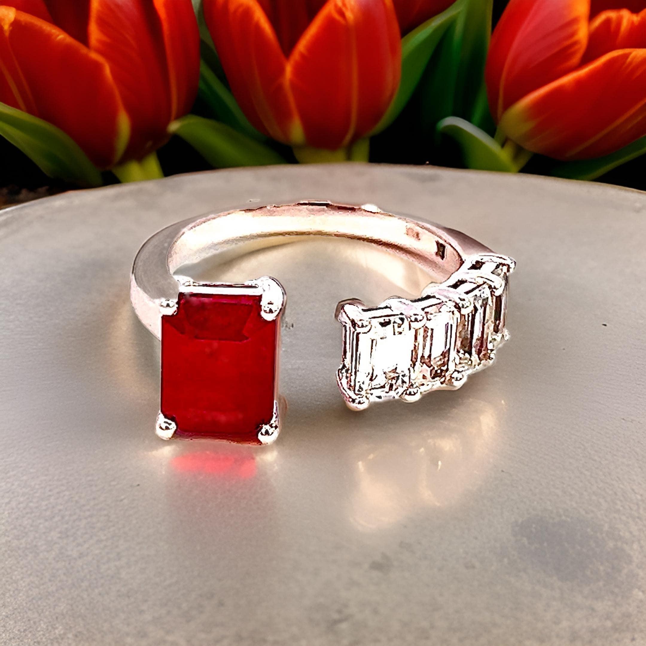 Natural Ruby Sapphire Ring Size 6.5 14k Y Gold 3.11 TCW Certified In New Condition For Sale In Brooklyn, NY