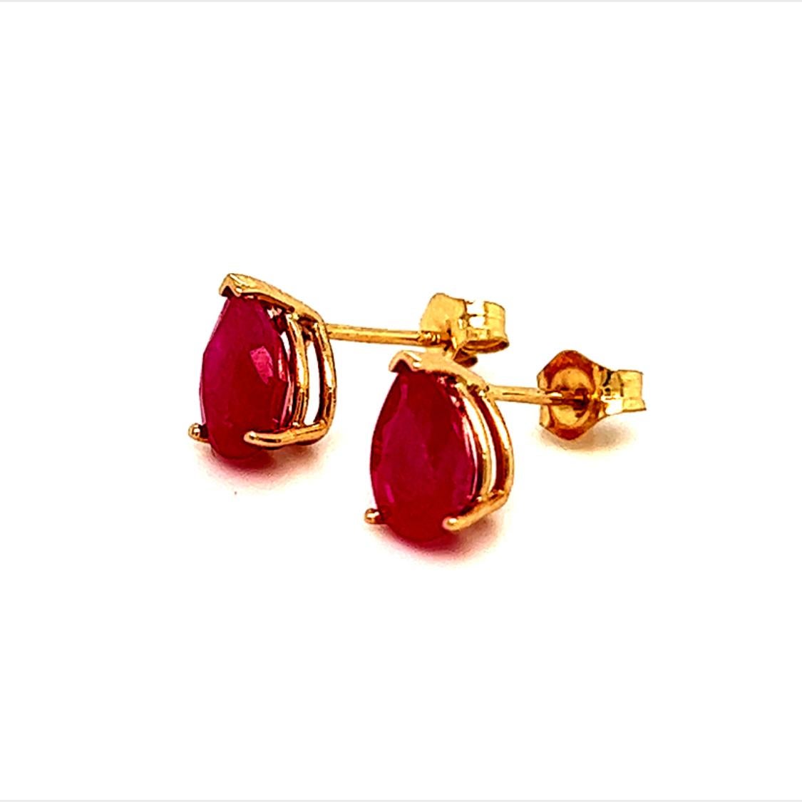 Natural Ruby Stud Earrings 14k Gold 3.68 mm 2.40 TCW Certified $2,090 215093

This is a Unique Custom Made Glamorous Piece of Jewelry!

Nothing says, “I Love you” more than Diamonds and Pearls!

These Ruby earrings have been Certified, Inspected,