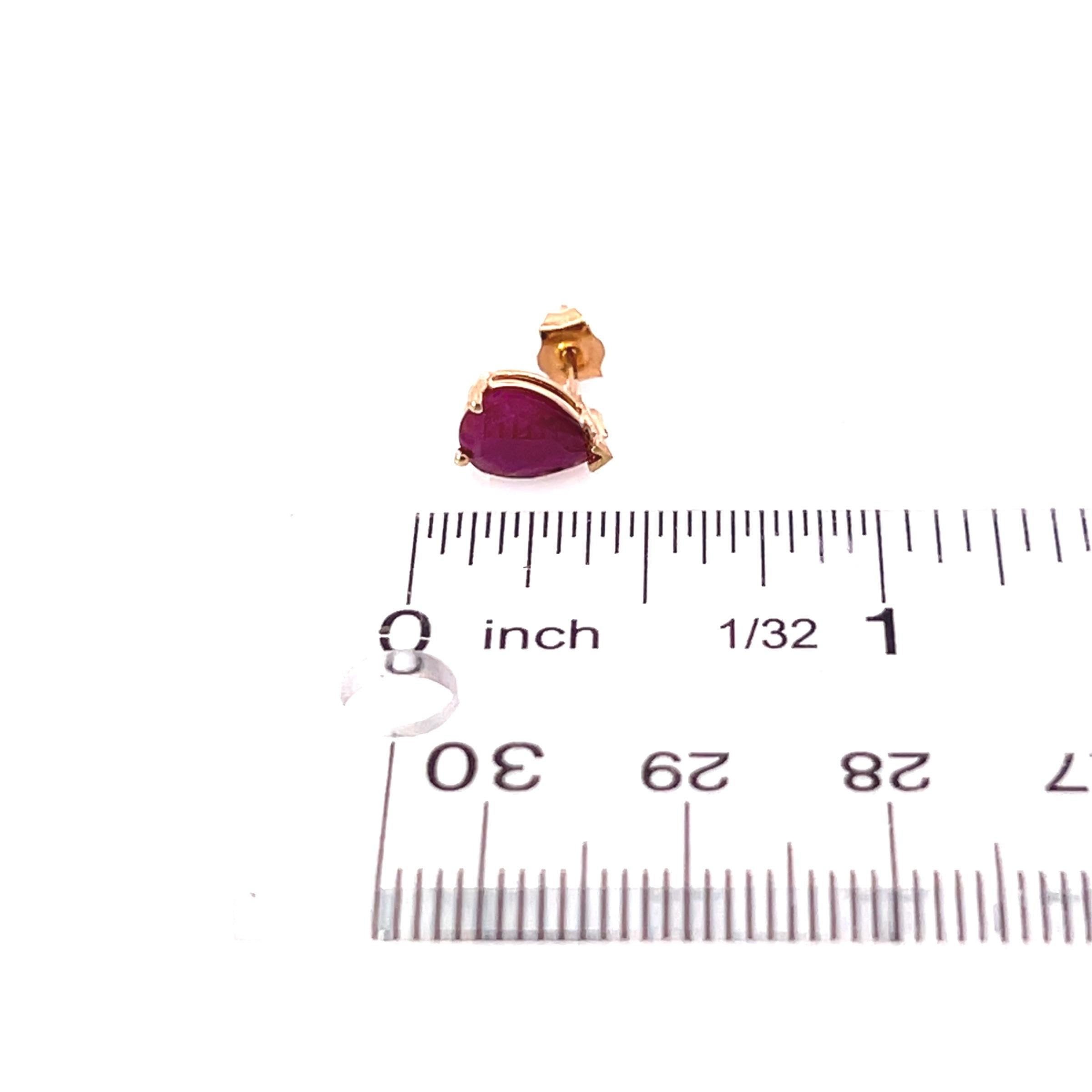 Orecchini con rubino naturale in oro giallo 14k 2,70 TCW certificati in vendita 4