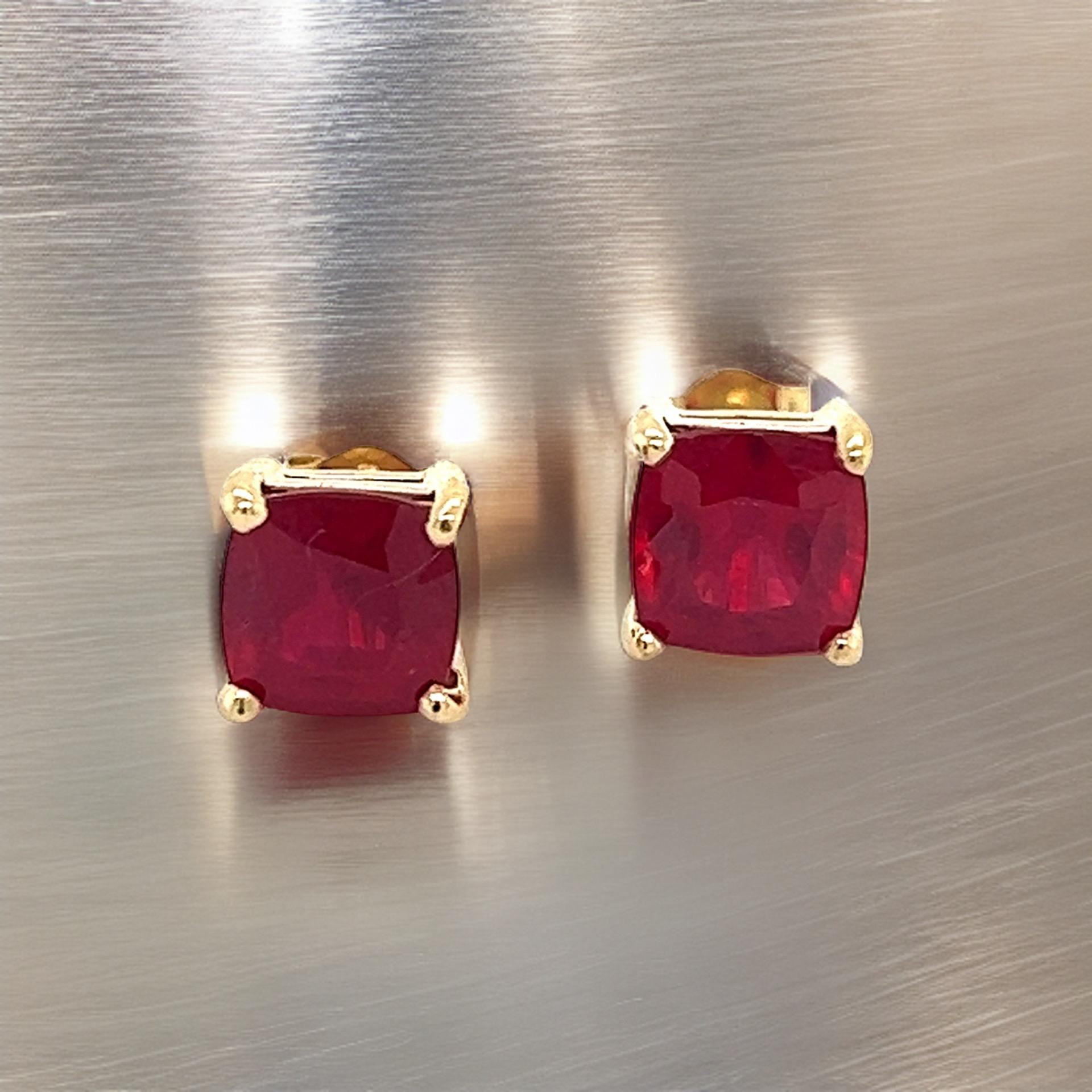Natural Ruby Stud Earrings 14k Yellow Gold 3.15 TW Certified  For Sale 5