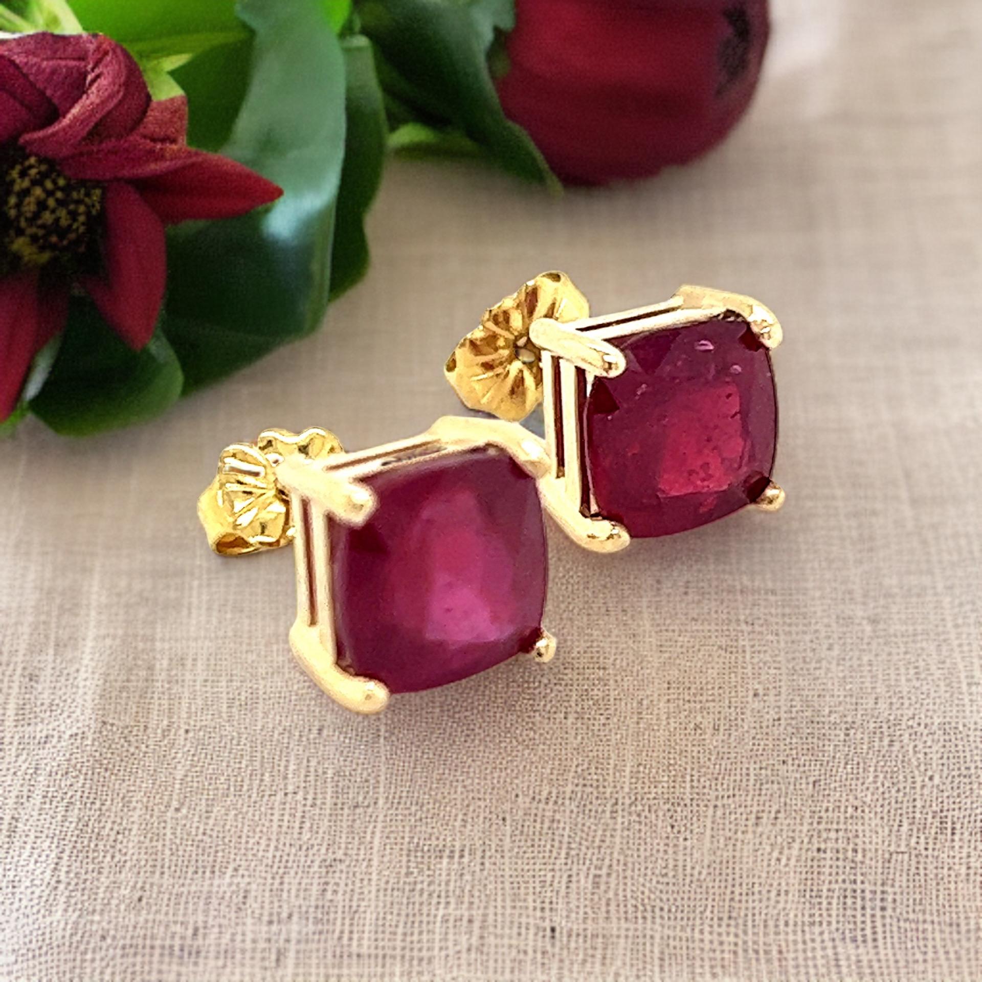 Natural Ruby Stud Earrings 14k Yellow Gold 4.18 TW Certified  For Sale 4