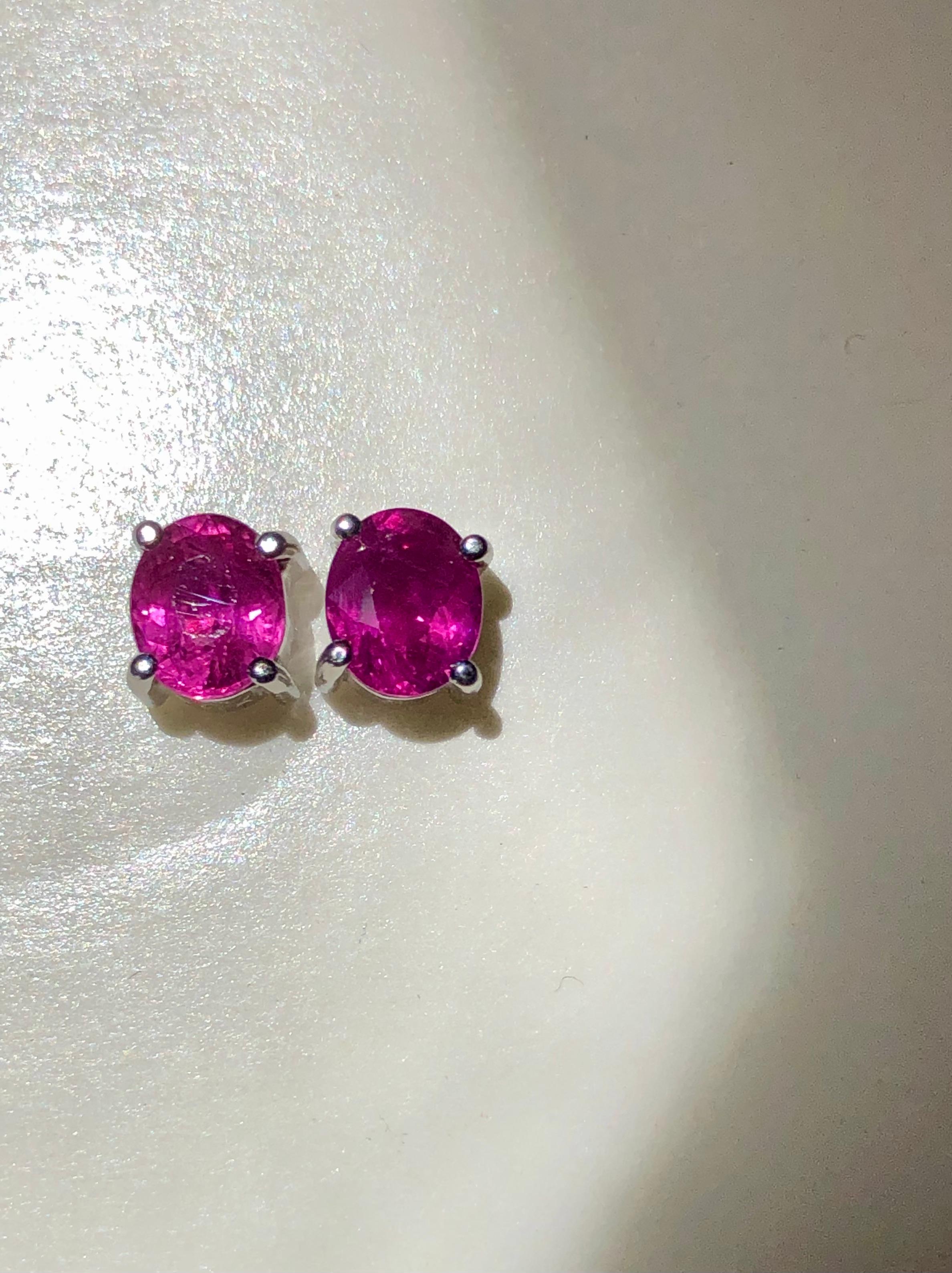 Contemporary 2.00 Carat Natural Ruby Stud Earrings Estate 18K White Gold For Sale