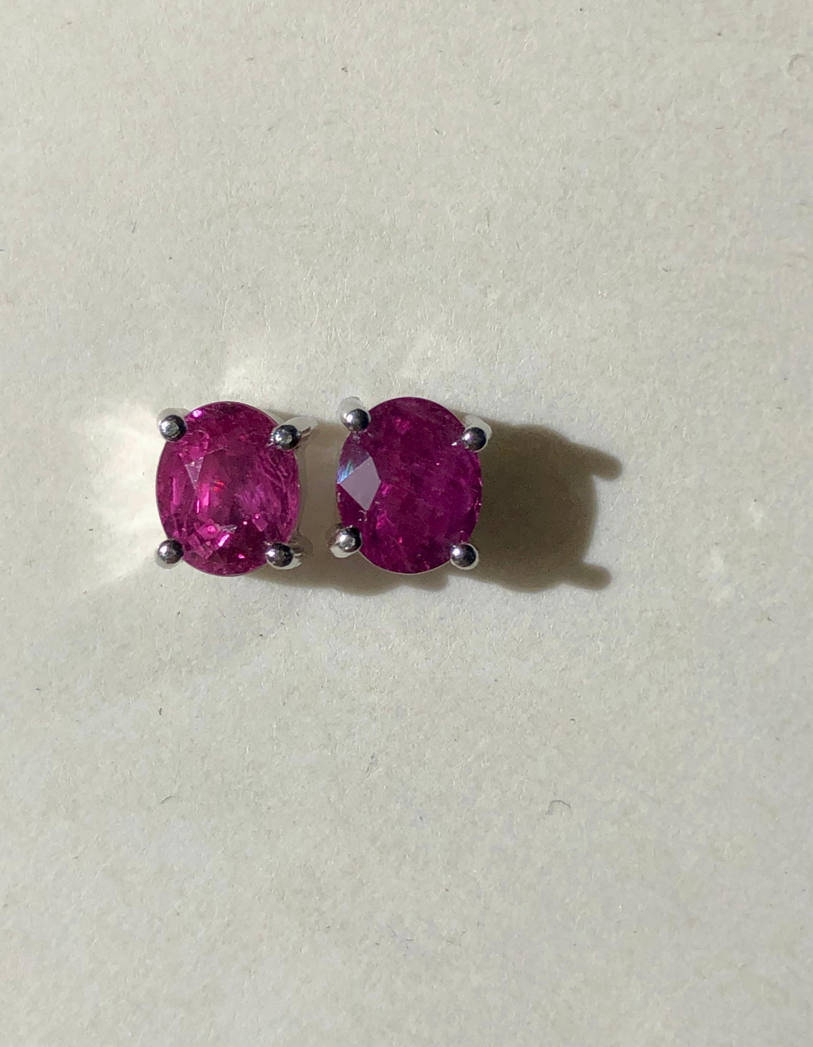 2.00 Carat Natural Ruby Stud Earrings Estate 18K White Gold For Sale 2
