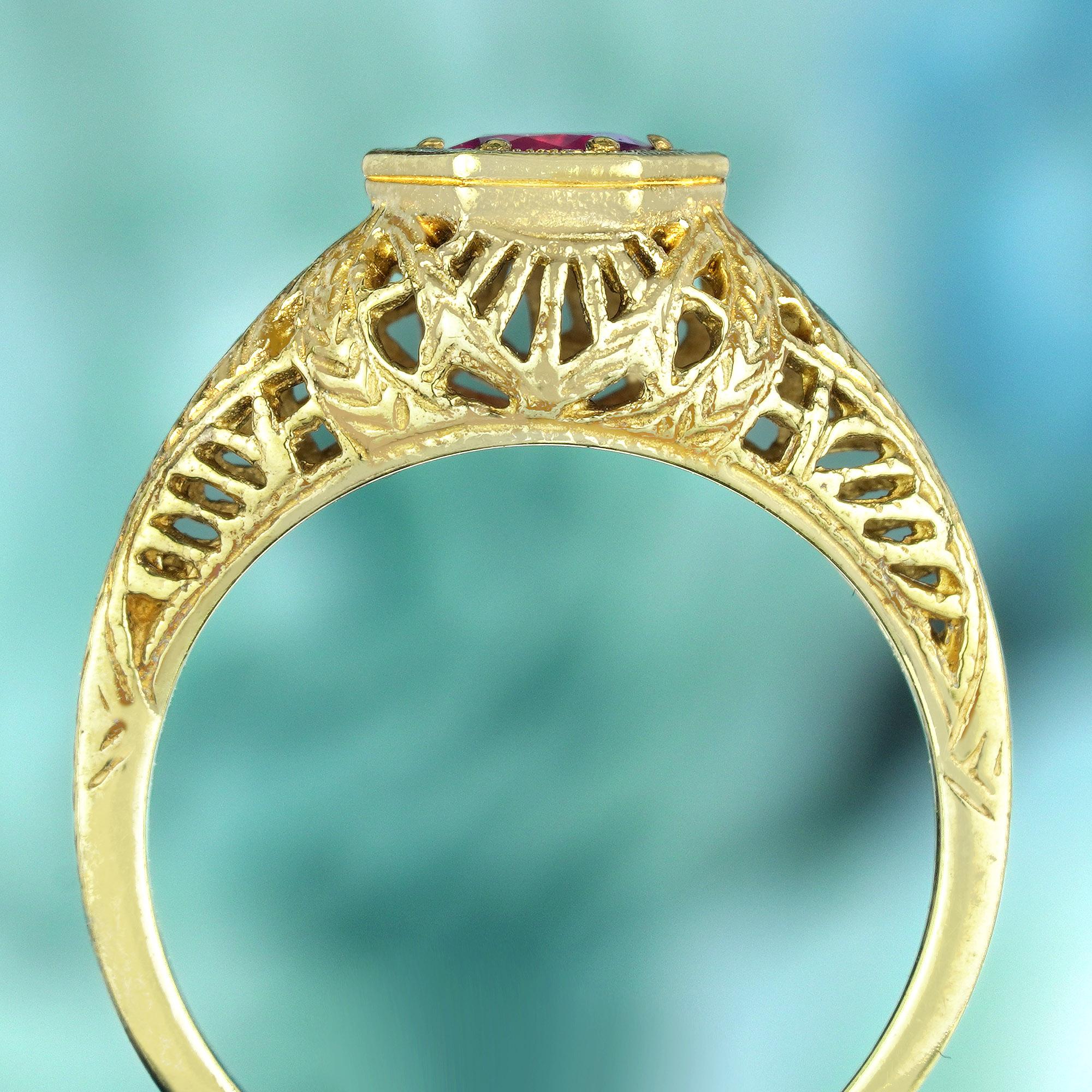 Filigraner Vintage-Ring aus massivem 9K Gelbgold mit natürlichem Rubin im Vintage-Stil im Zustand „Neu“ im Angebot in Bangkok, TH