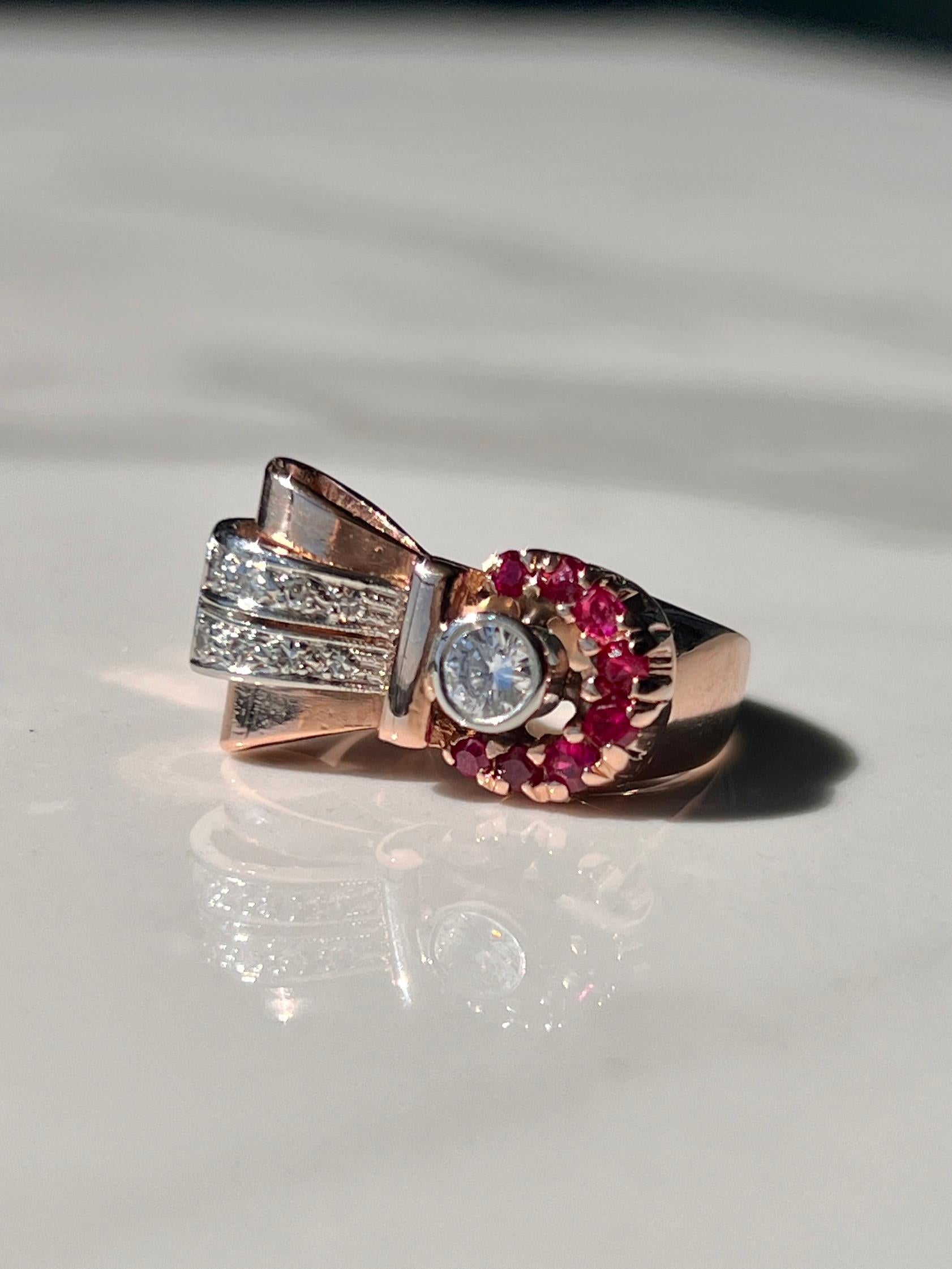 Natural Rudy & Diamond Retro Ring 14kt Rose Gold In Good Condition For Sale In FLEMINGTON, AU