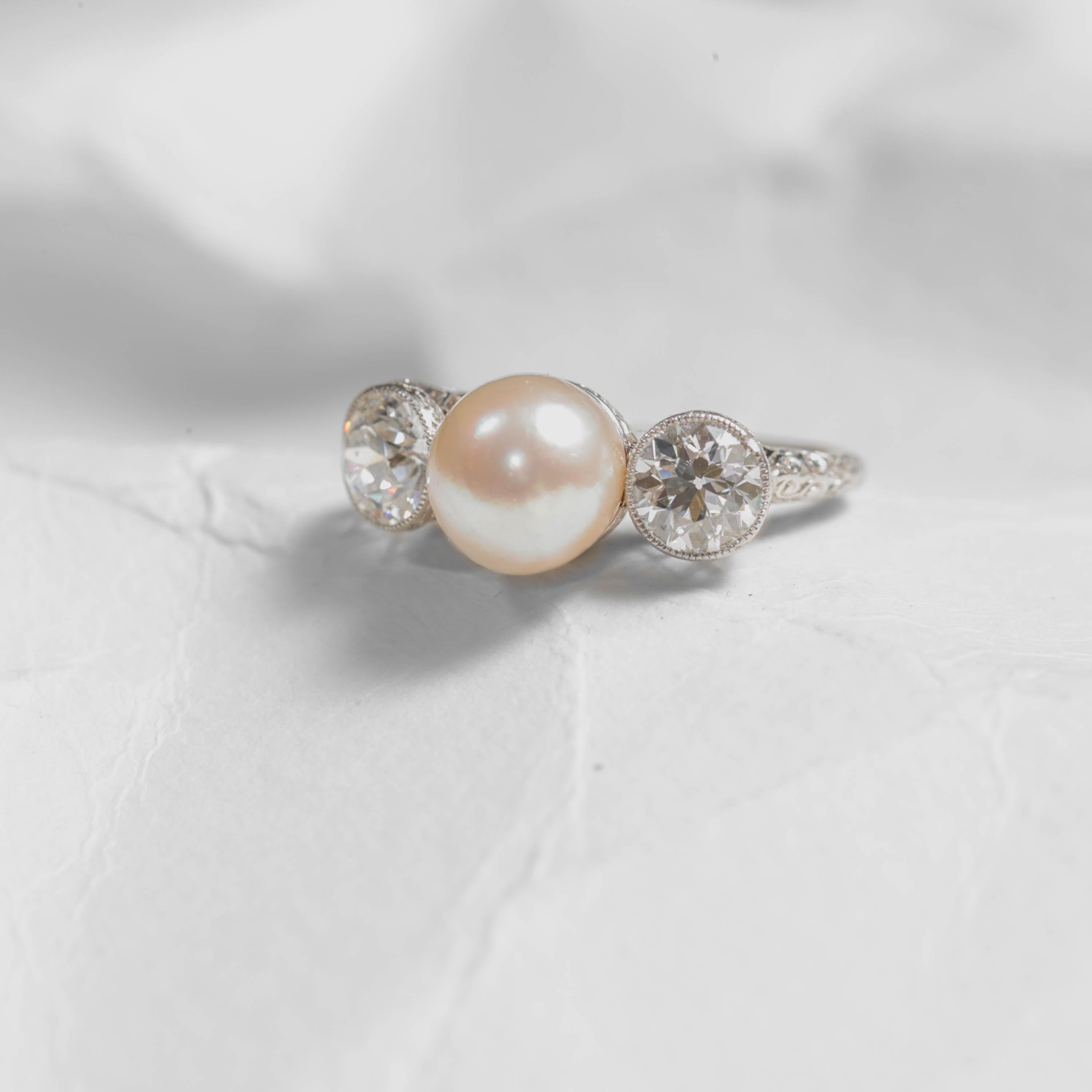 Women's or Men's Diamond, Pearl Ring GIA Certified Natural, Edwardian, Black Starr and Frost For Sale