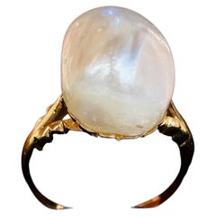 Natural Pearl Ring in 18k Yellow Gold, British Colonial Style, c. 1900