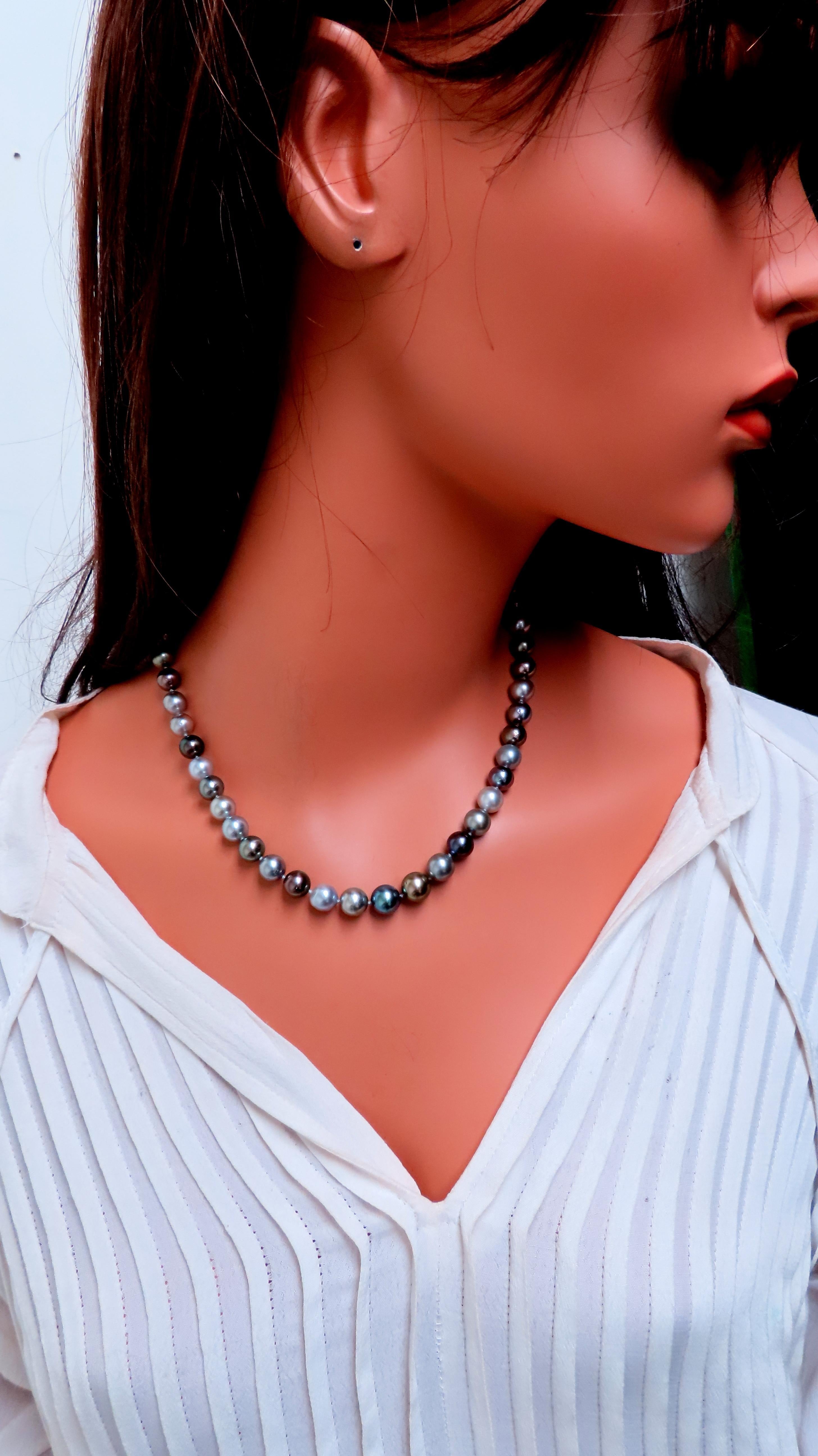 Women's Natural Saltwater Tahitian Pearl Necklace GIA Certified Pinctada No Treat 12641