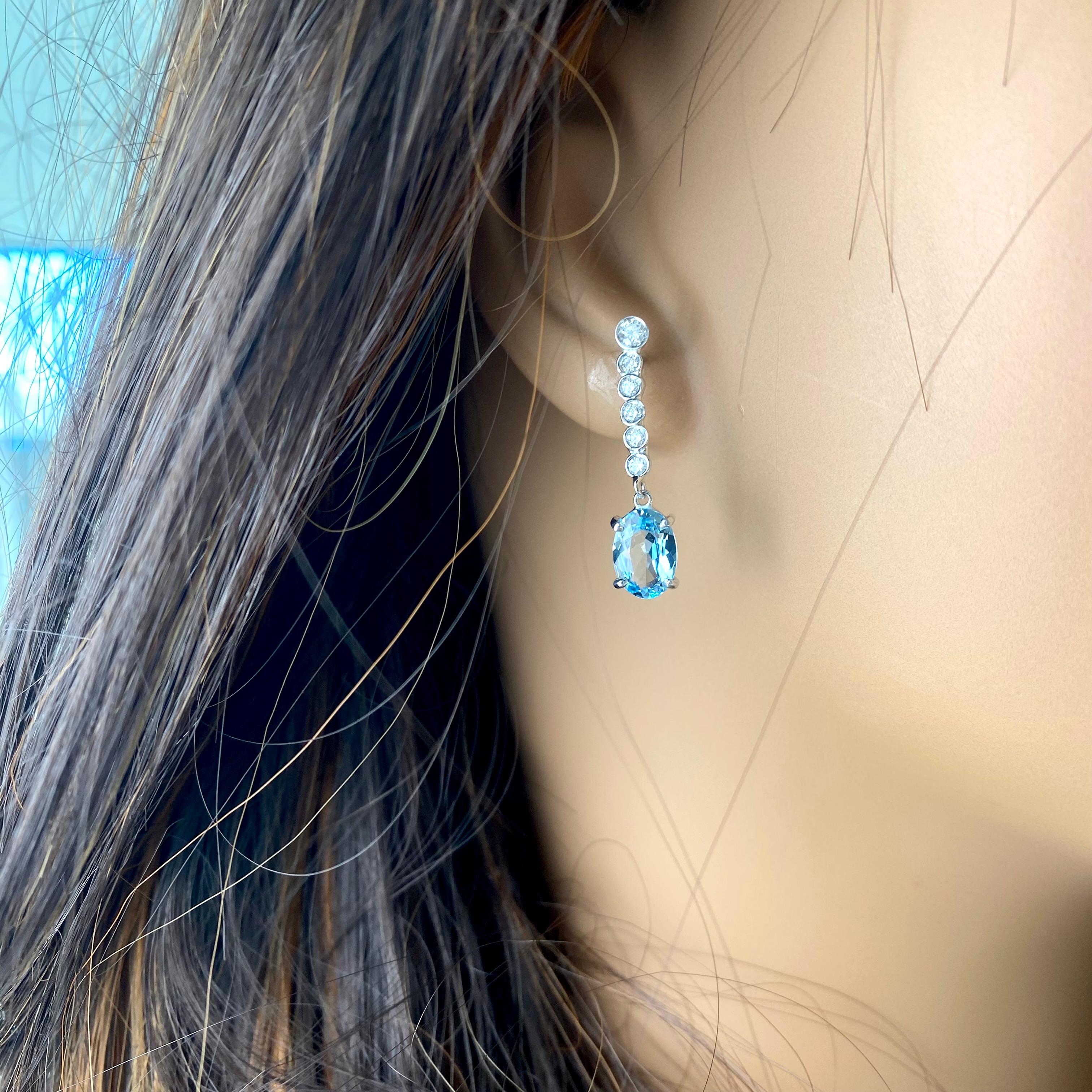 Oval Cut  Natural Santa Maria Blue Aquamarine 3.07 Carats Diamonds 0.41 Carat Earrings For Sale