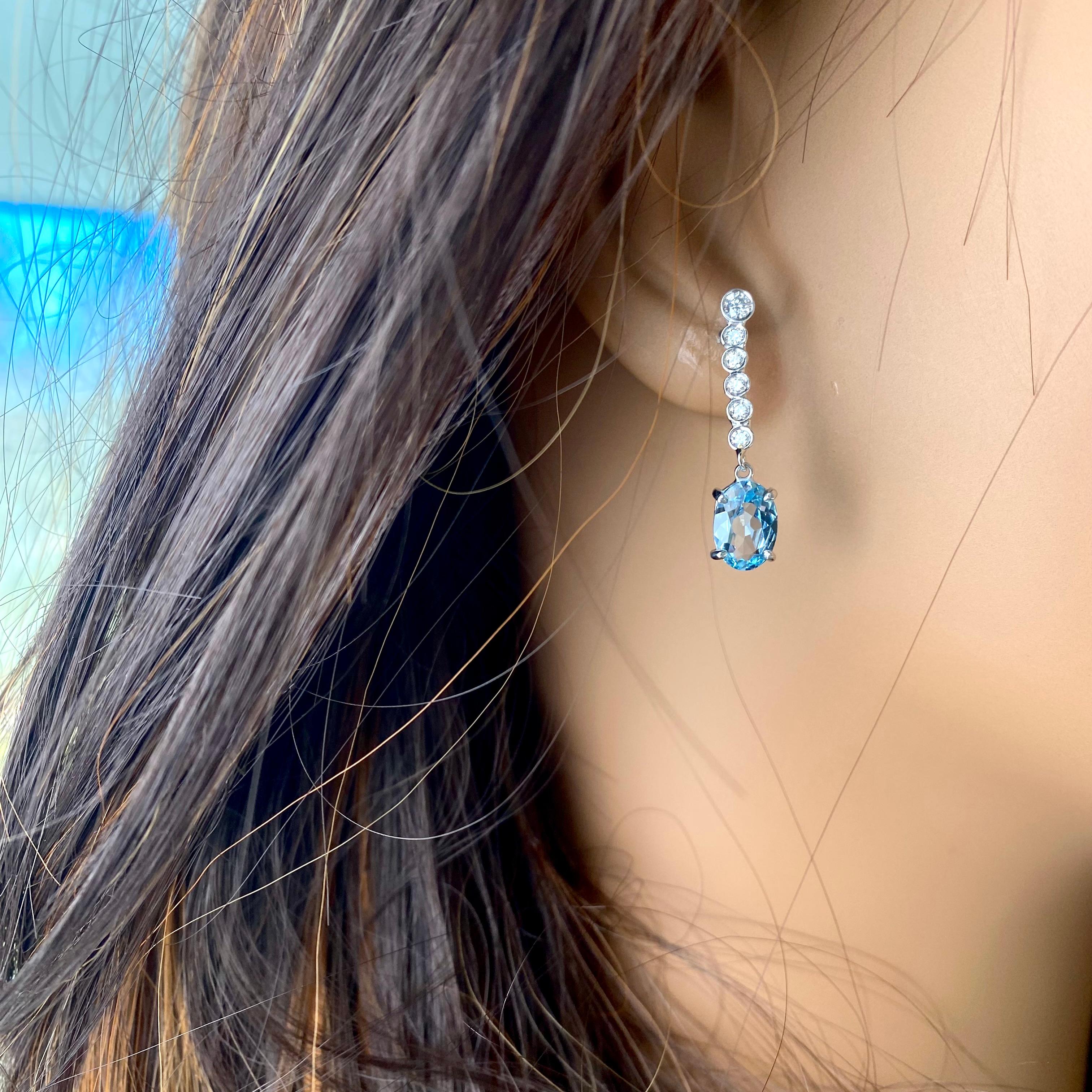  Natural Santa Maria Blue Aquamarine 3.07 Carats Diamonds 0.41 Carat Earrings For Sale 3
