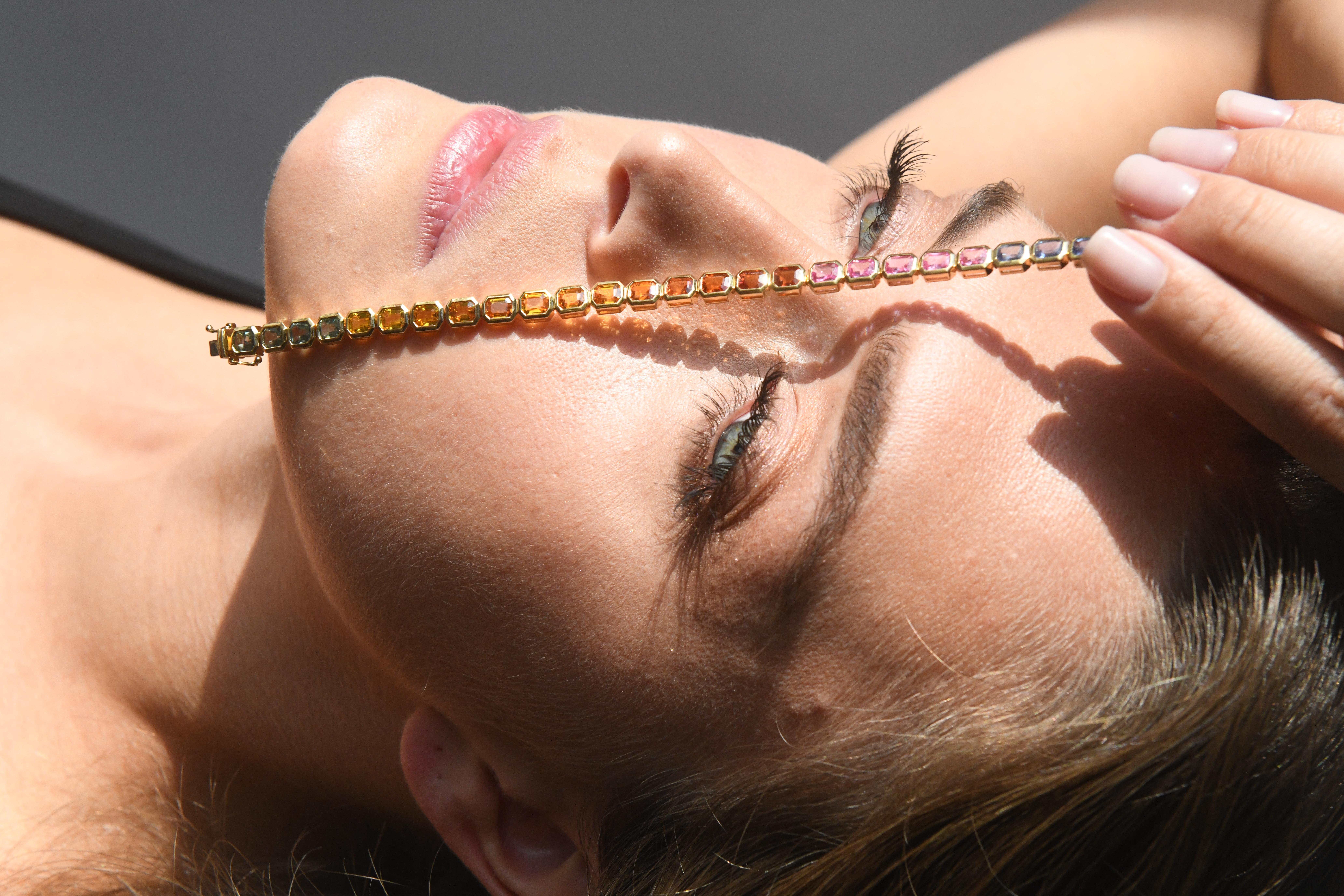 Bracelet tennis en or jaune 18 carats avec saphir naturel 12,81 carats en vente 1