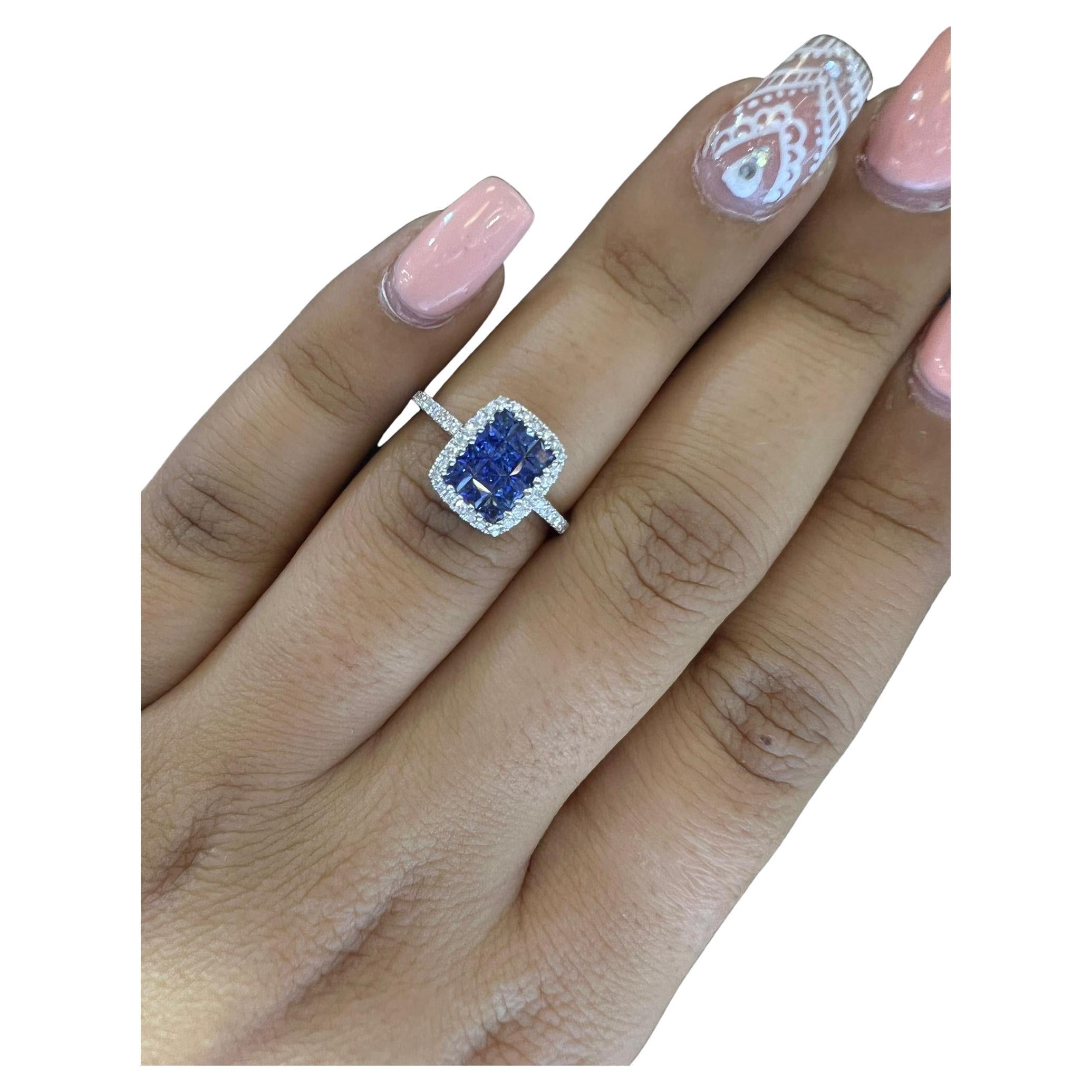 Natural Sapphire 18K White Gold Ring For Sale