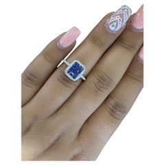 Natural Sapphire 18K White Gold Ring