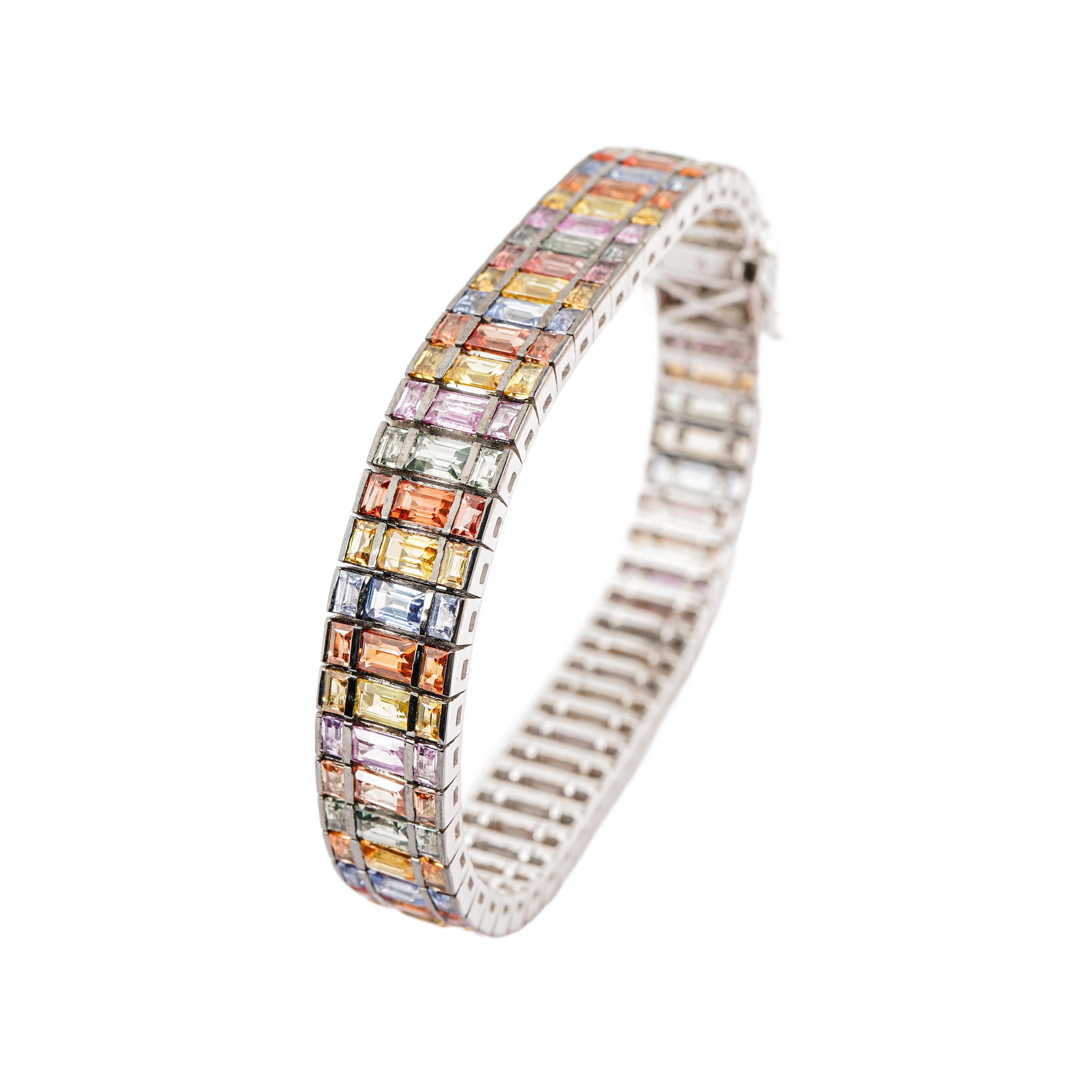 Zafiro Natural 24,80cts Pulsera de Oro de 18k en Nuevo estado para la venta en jaipur, IN