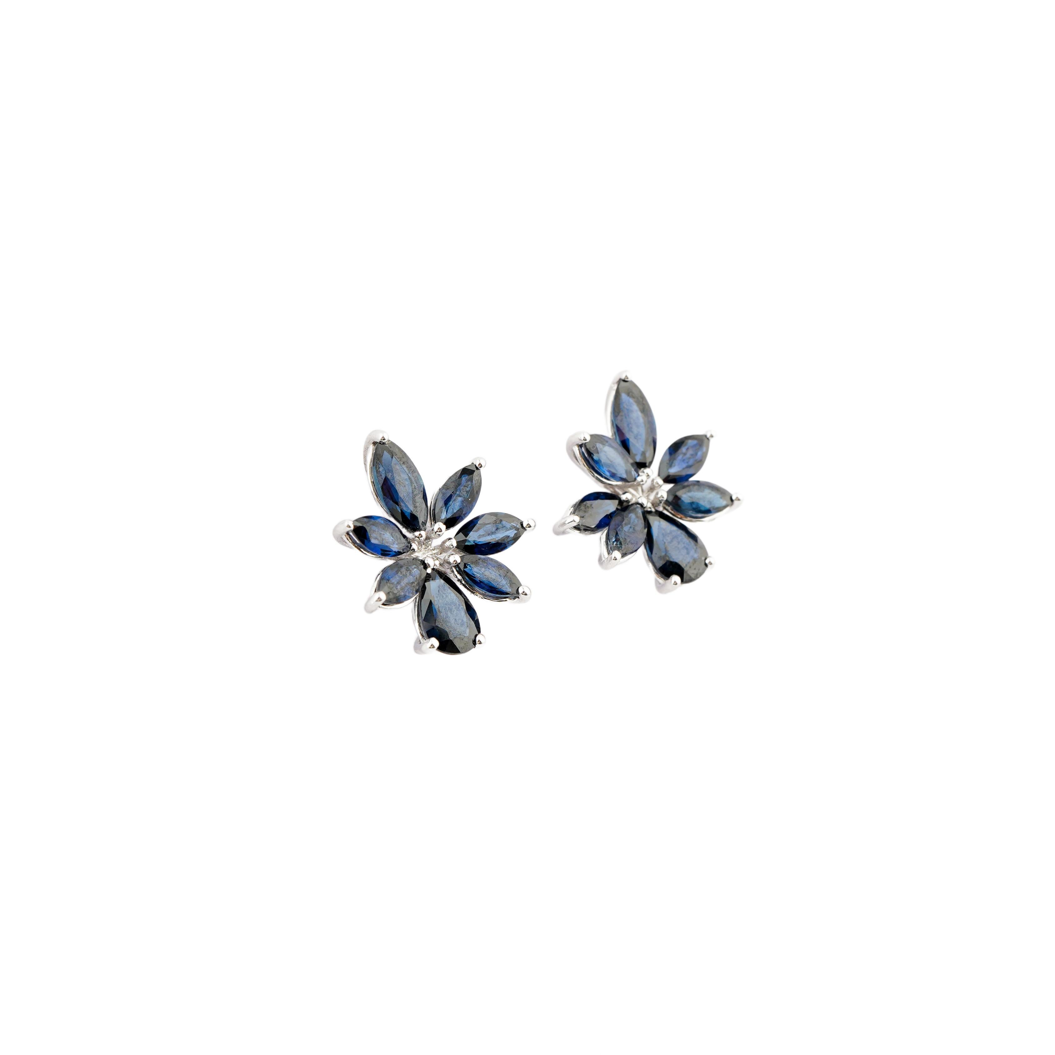 Natürlich  Blauer Saphir 6,13 Karat Ohrring  in 18k Gold Damen im Angebot