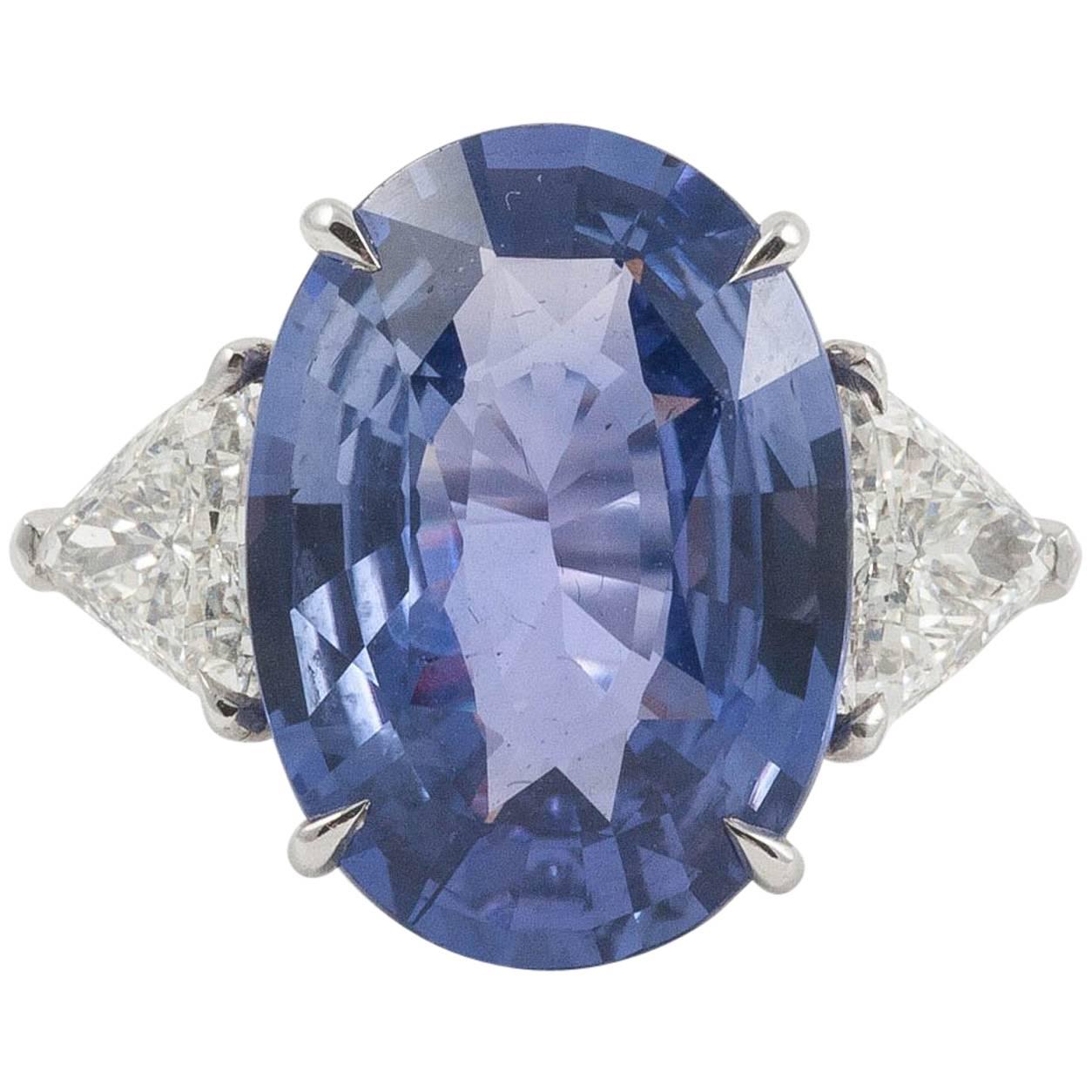 Retirement Sale - Natural Sapphire 9.51cts & Diamond Platinum Ring