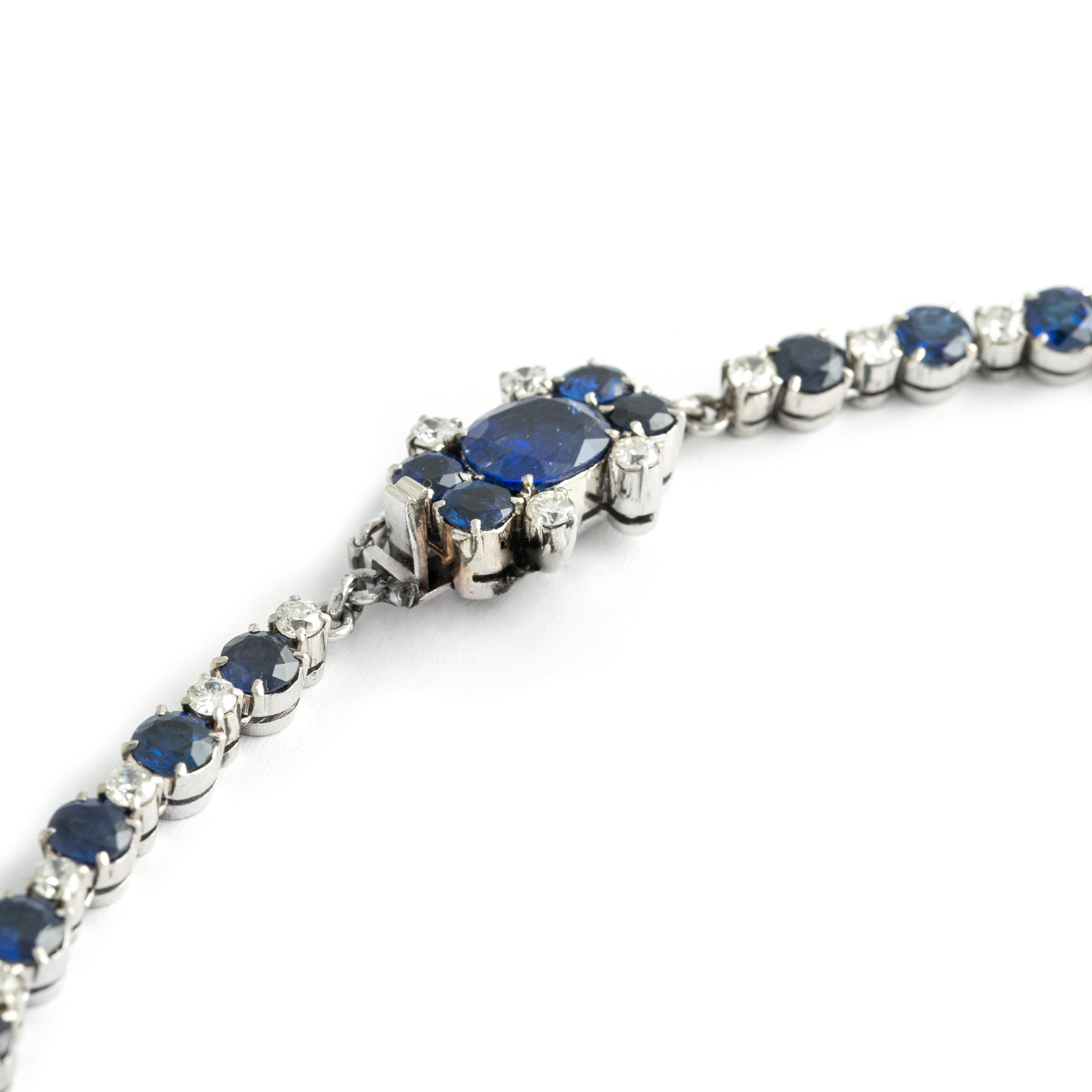 Women's or Men's Natural Sapphire Burmese No Heat and Diamond Necklace For Sale
