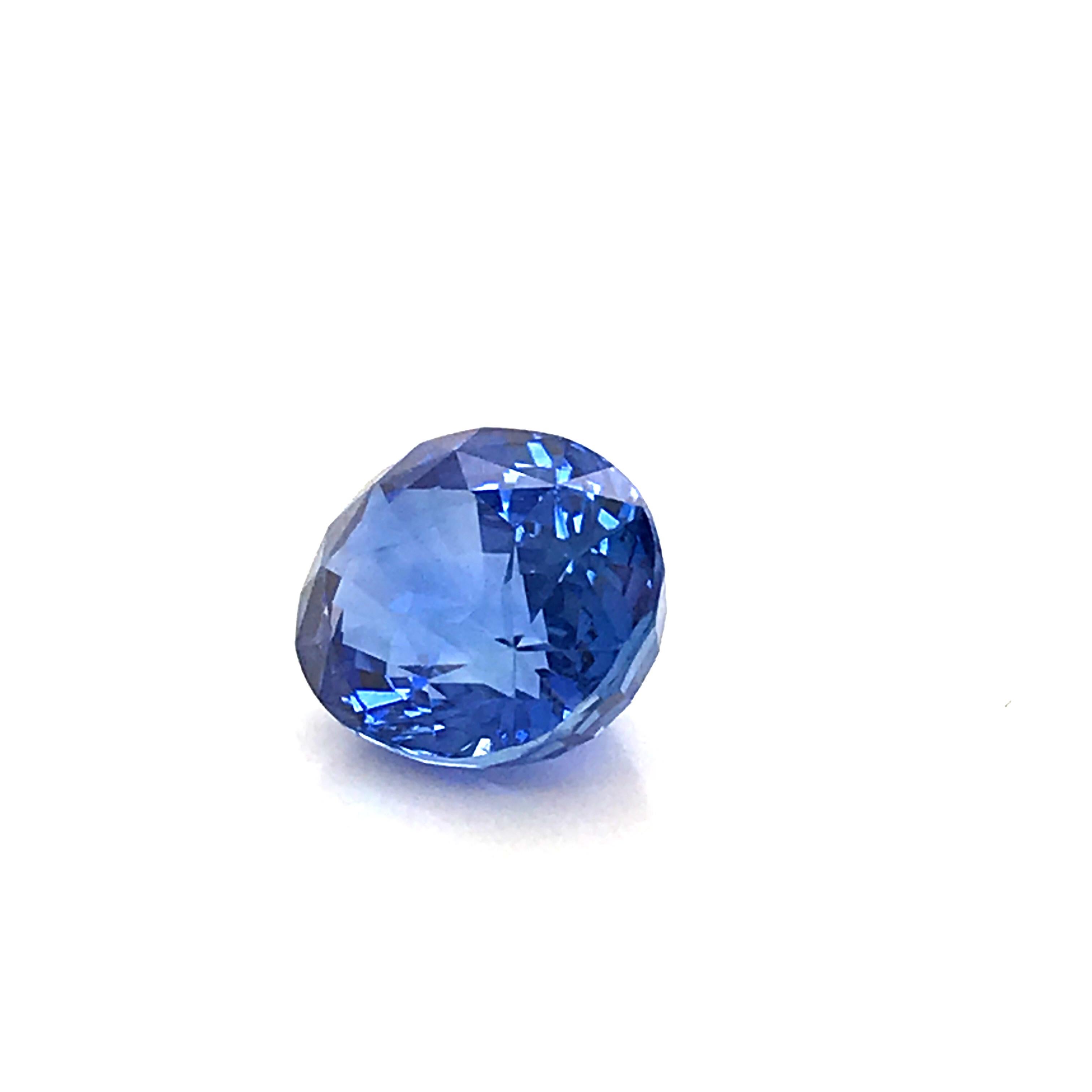 Women's or Men's Natural Sapphire Certified Origin Sri Lanka Shape Oval Color Blue GRS Certificat