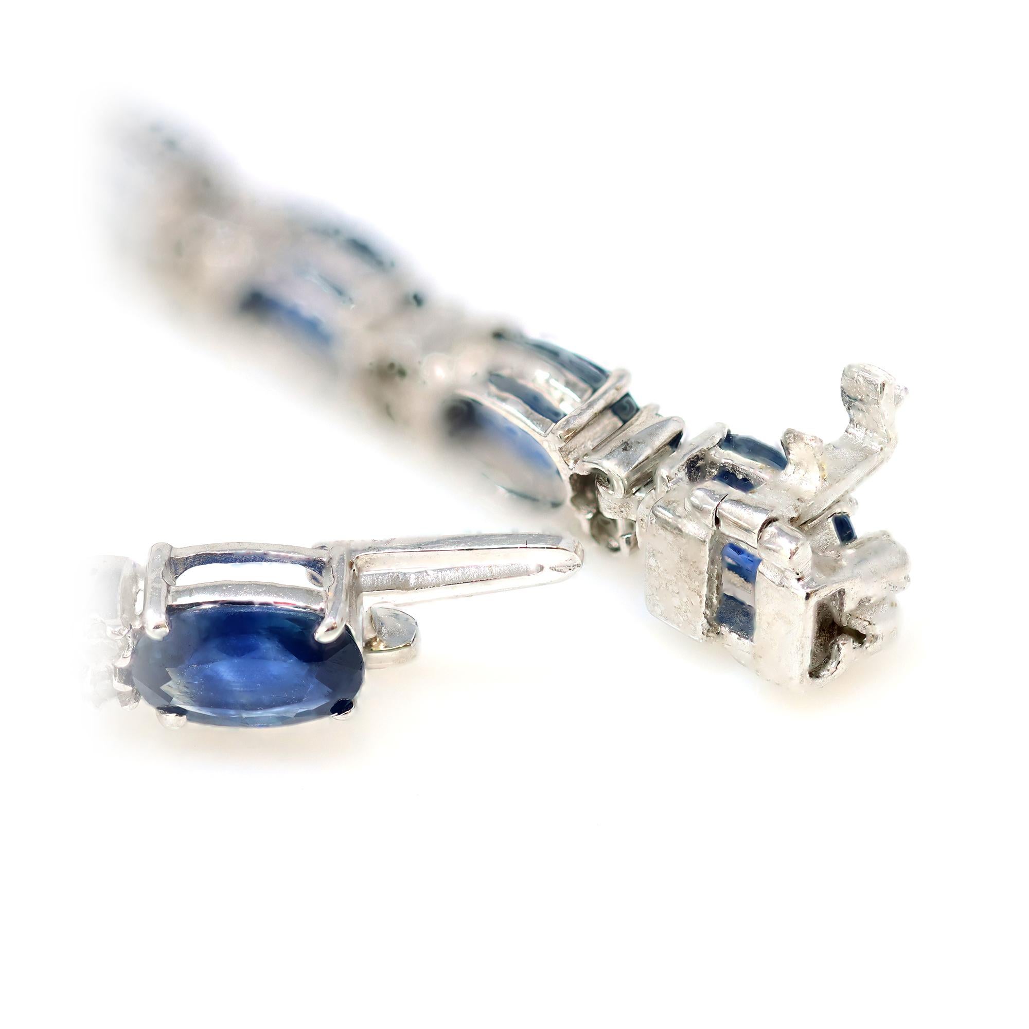 Contemporary Natural Sapphire & Diamond Bracelet Set in 14K White Gold For Sale