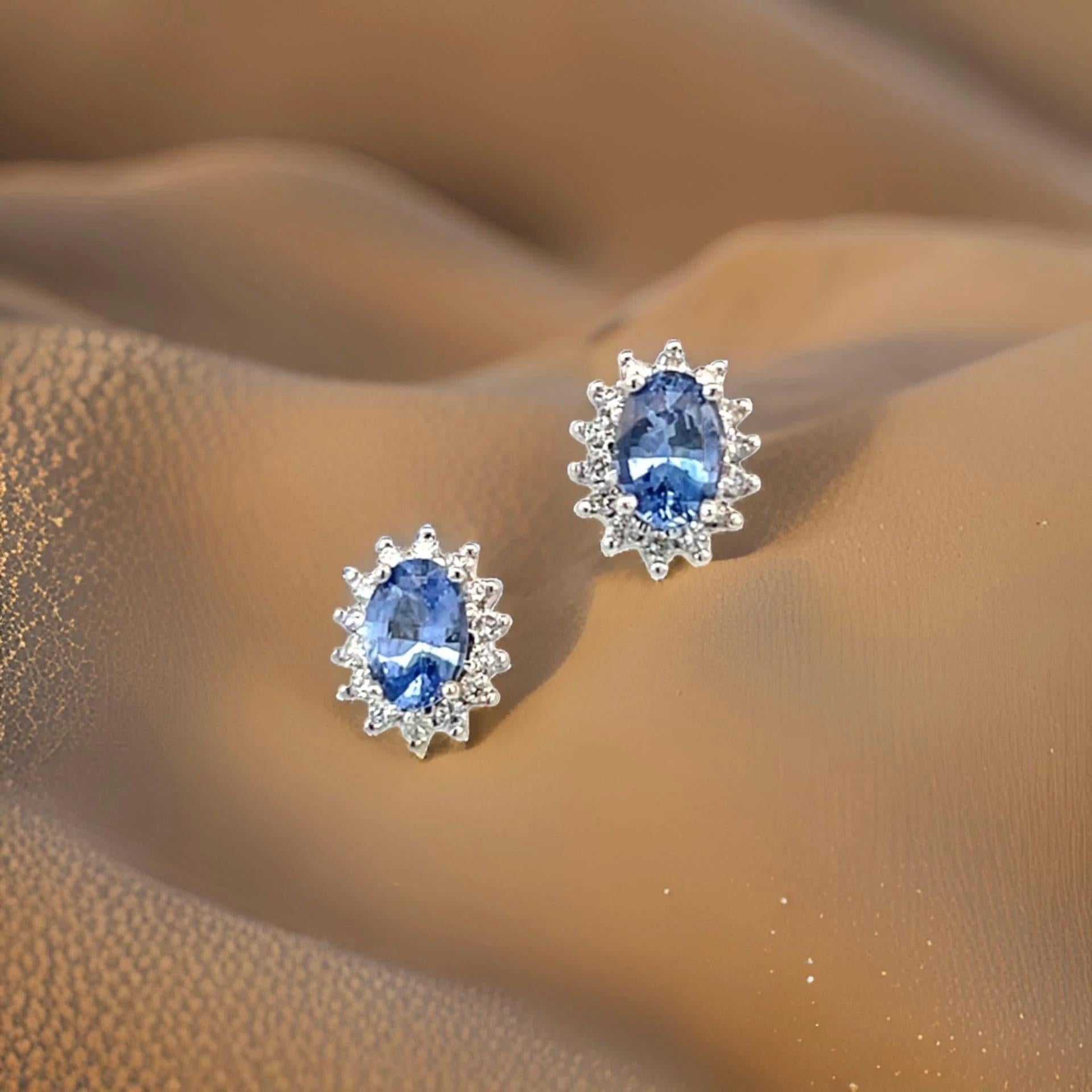 Orecchini con zaffiro naturale e diamante in oro bianco 14k 1,68 TCW certificato in vendita 5