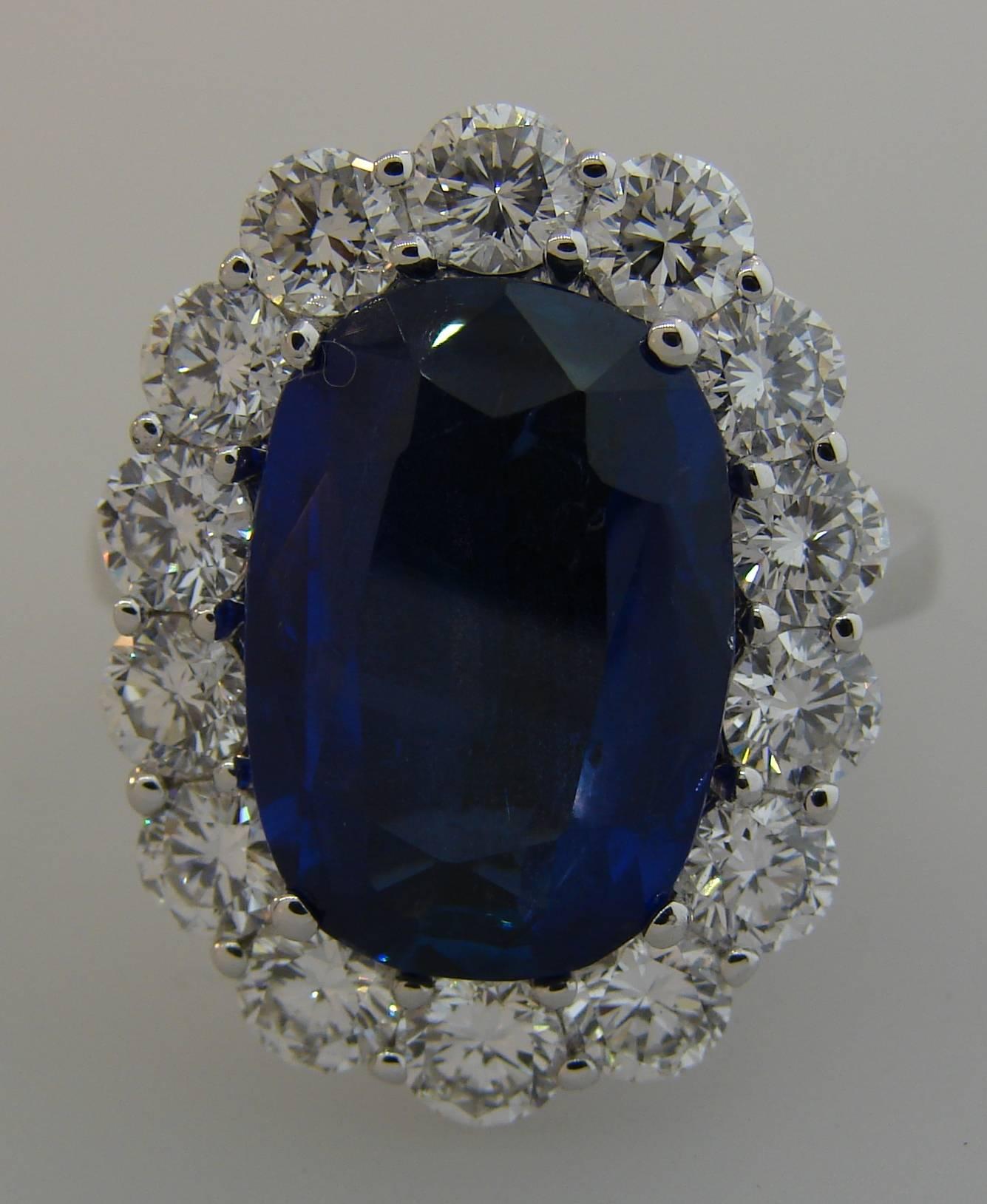 Women's Natural Sapphire Diamond Gold Ring, 8.16-carat Burmese No Heat AGL Gem Report 