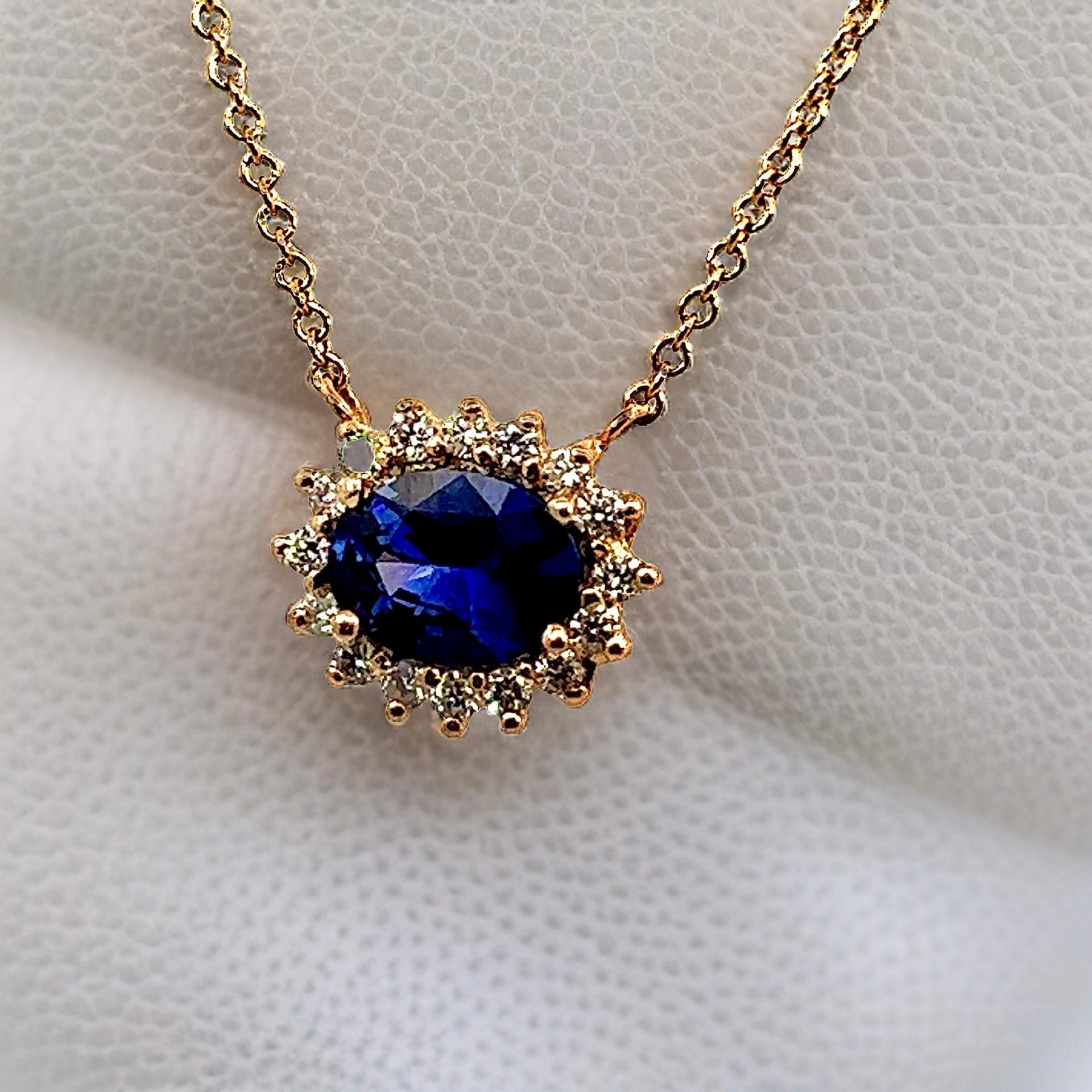 Natural Sapphire Diamond Halo Pendant With Chain 18