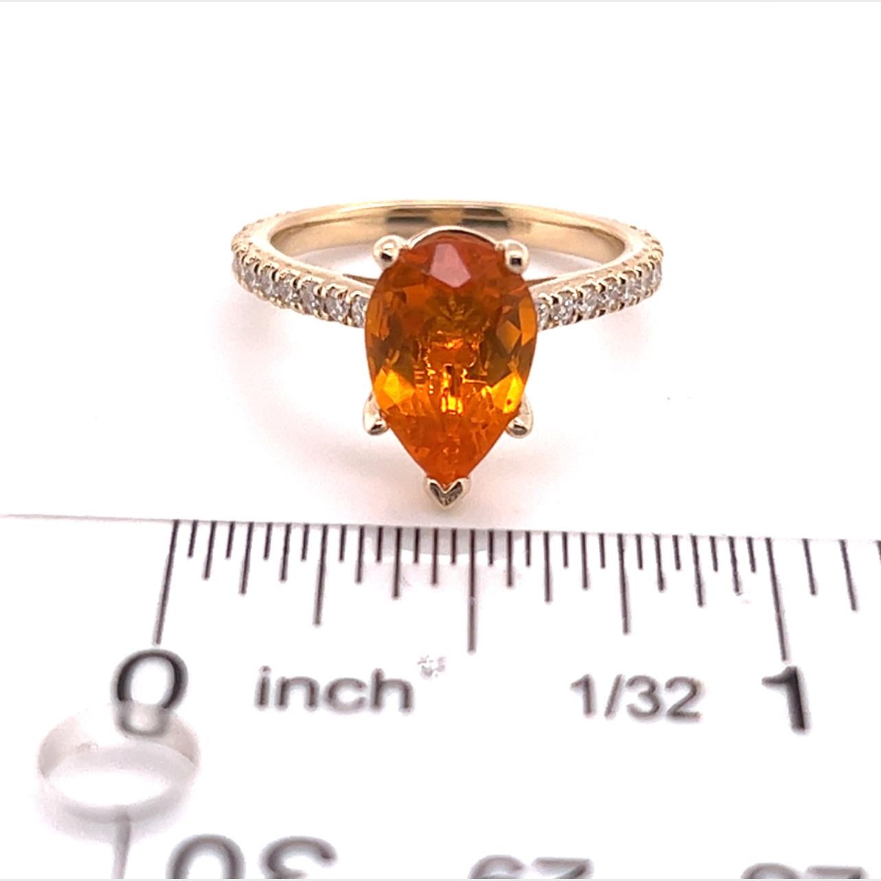 Bague en or 14 carats avec saphir naturel certifié TCW de 3,39 carats Pour femmes en vente