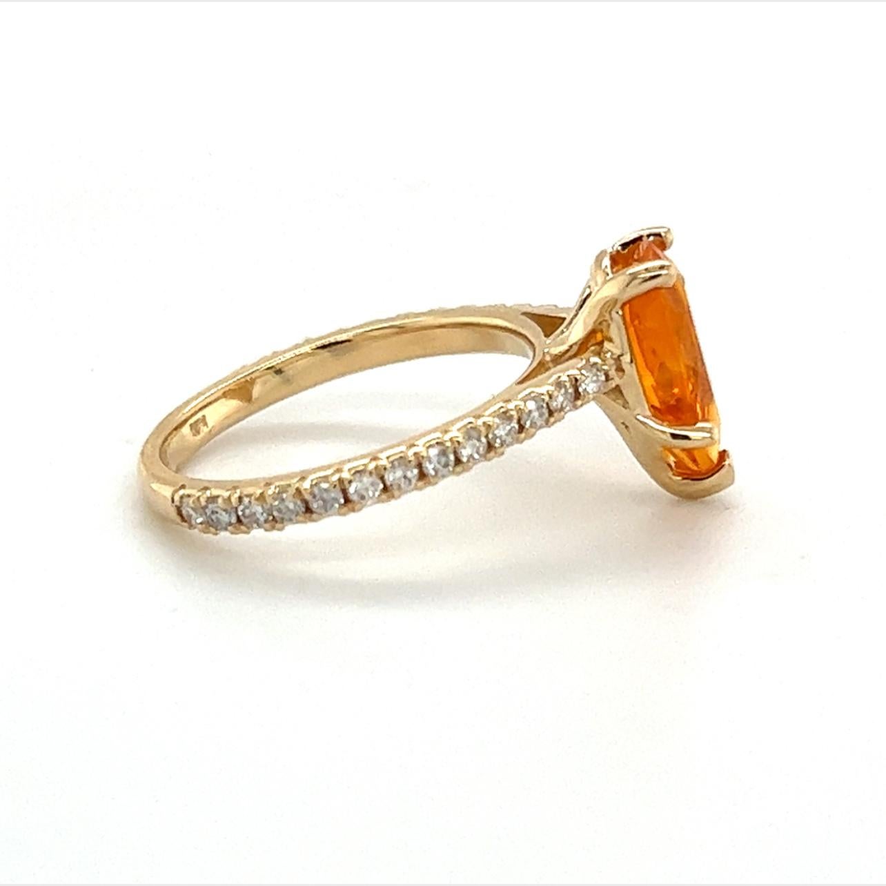 Bague en or 14 carats avec saphir naturel certifié TCW de 3,39 carats en vente 4
