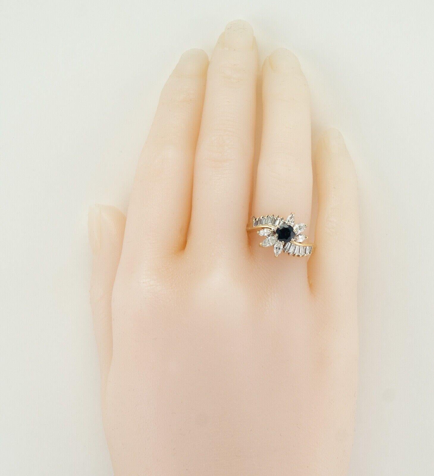 Anello con zaffiro naturale e diamante in oro 14K Flower Estate in vendita 7