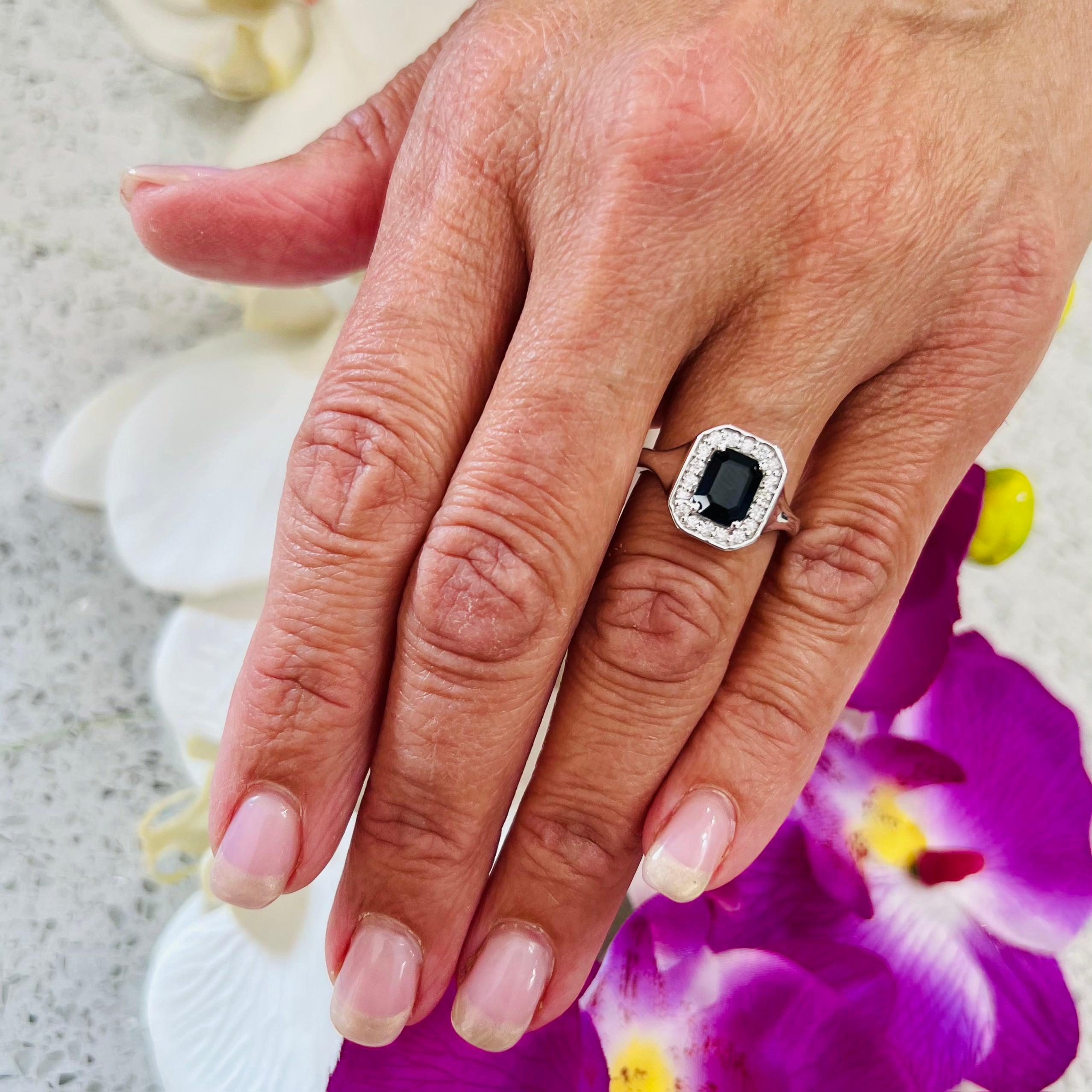 Bague en or 14 carats avec saphir naturel certifié TCW 1,82 carat en vente 1