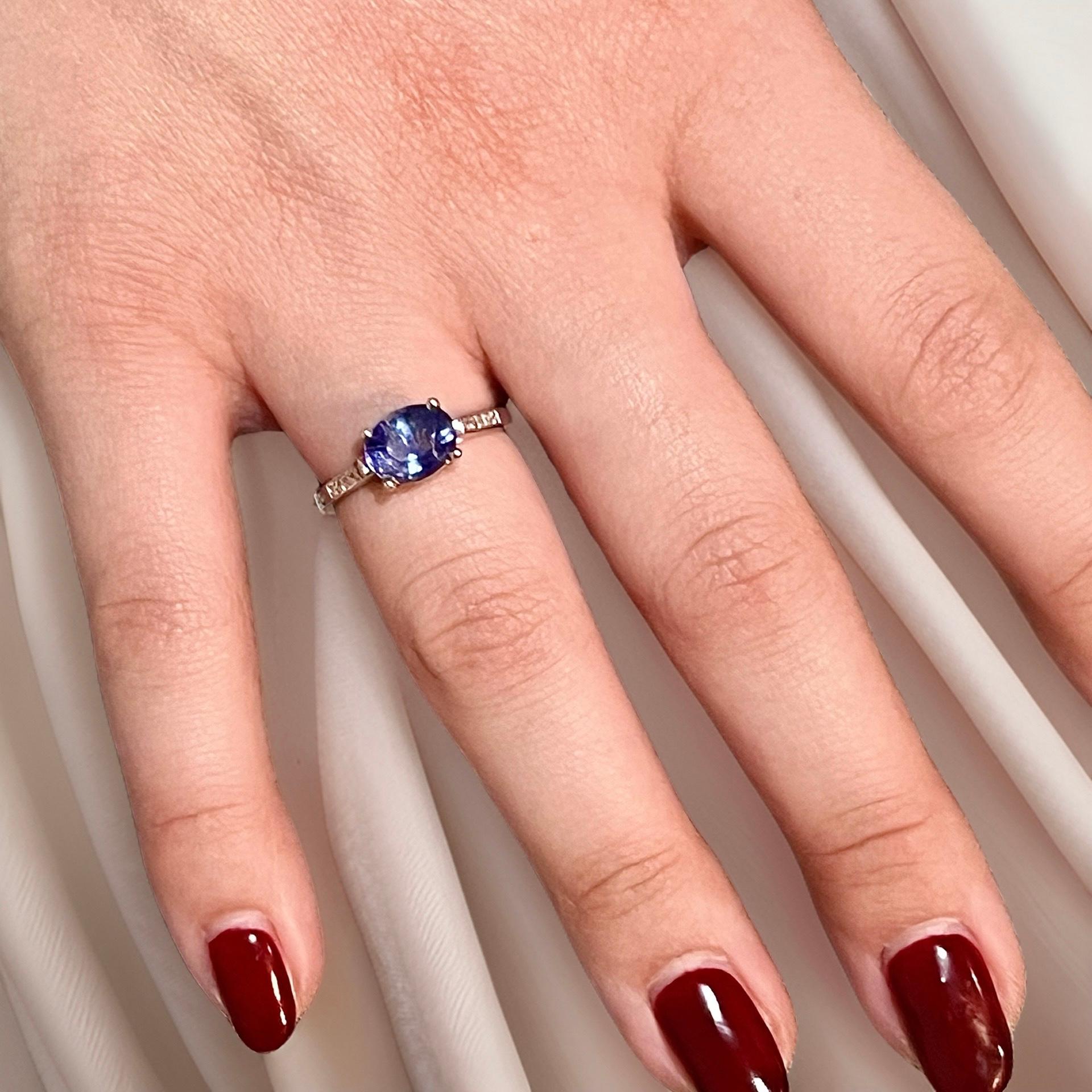 Ring mit natürlichem Saphir 6,5 14k Weißgold 2,36 TCW zertifiziert im Angebot 1