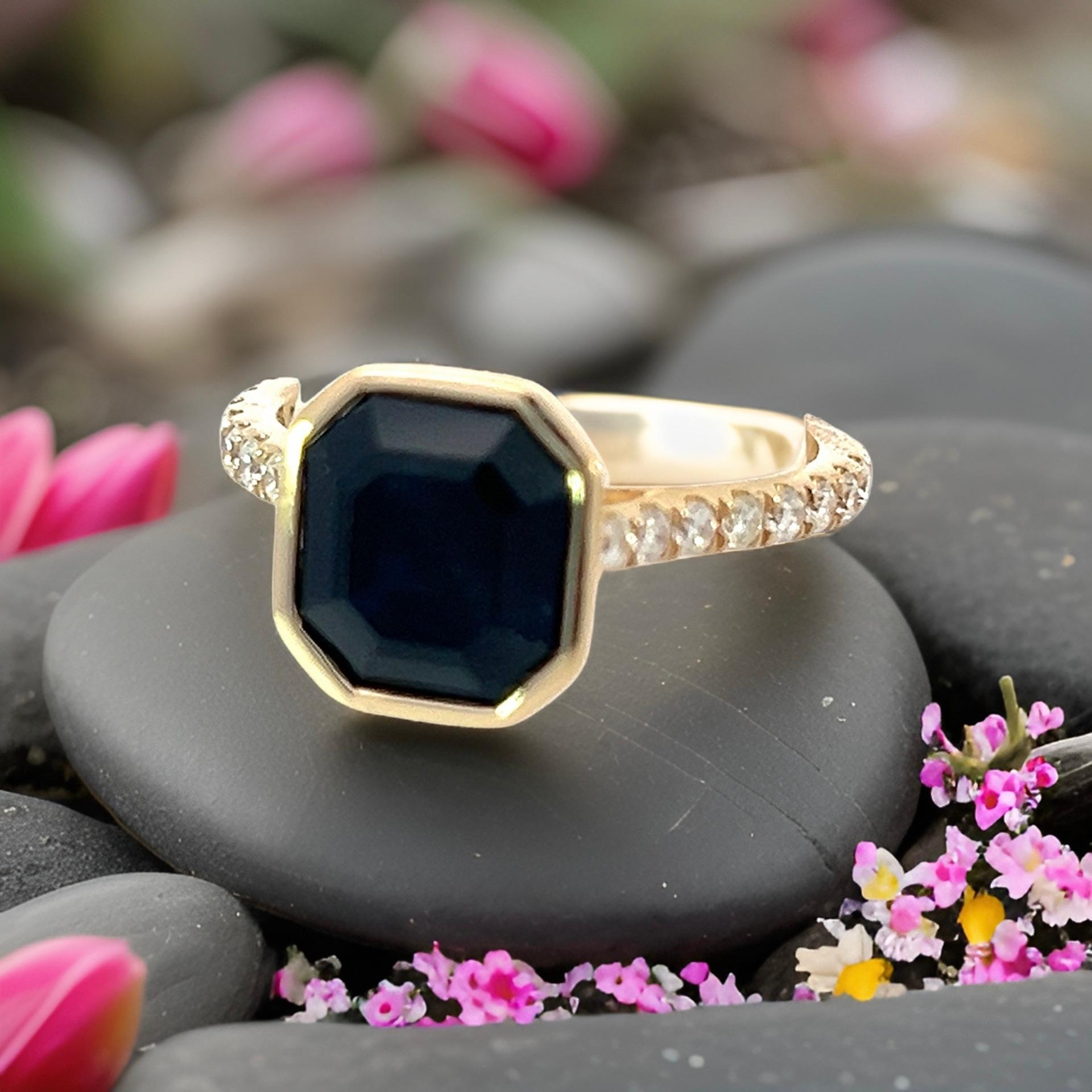 Ottagono Anello con zaffiro naturale e diamante 6,75 in oro giallo 14k 4,65 TCW certificato in vendita
