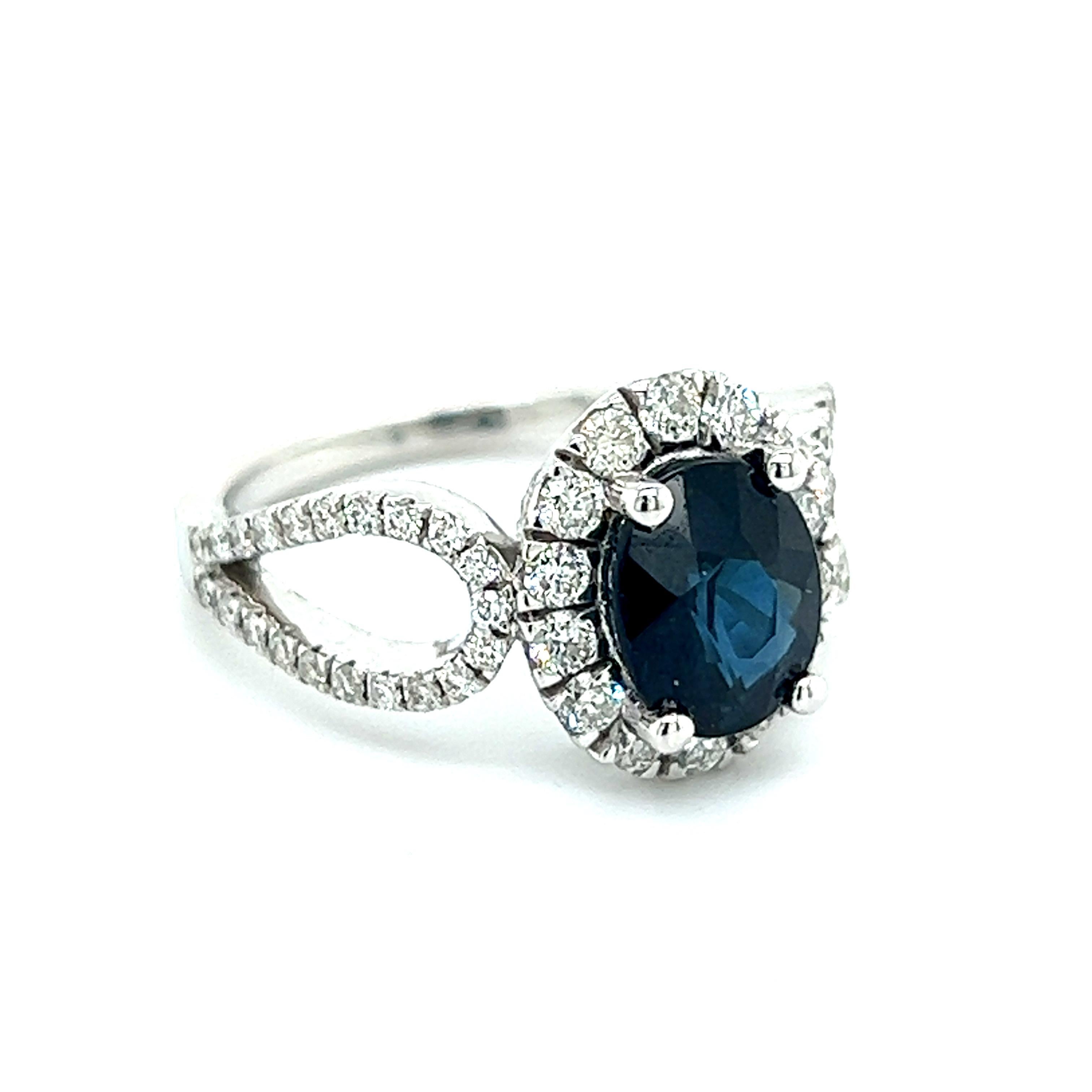 Taglio misto Anello con zaffiro naturale e diamante, misura 6,25, oro 14k W, certificato 2,93 TCW in vendita