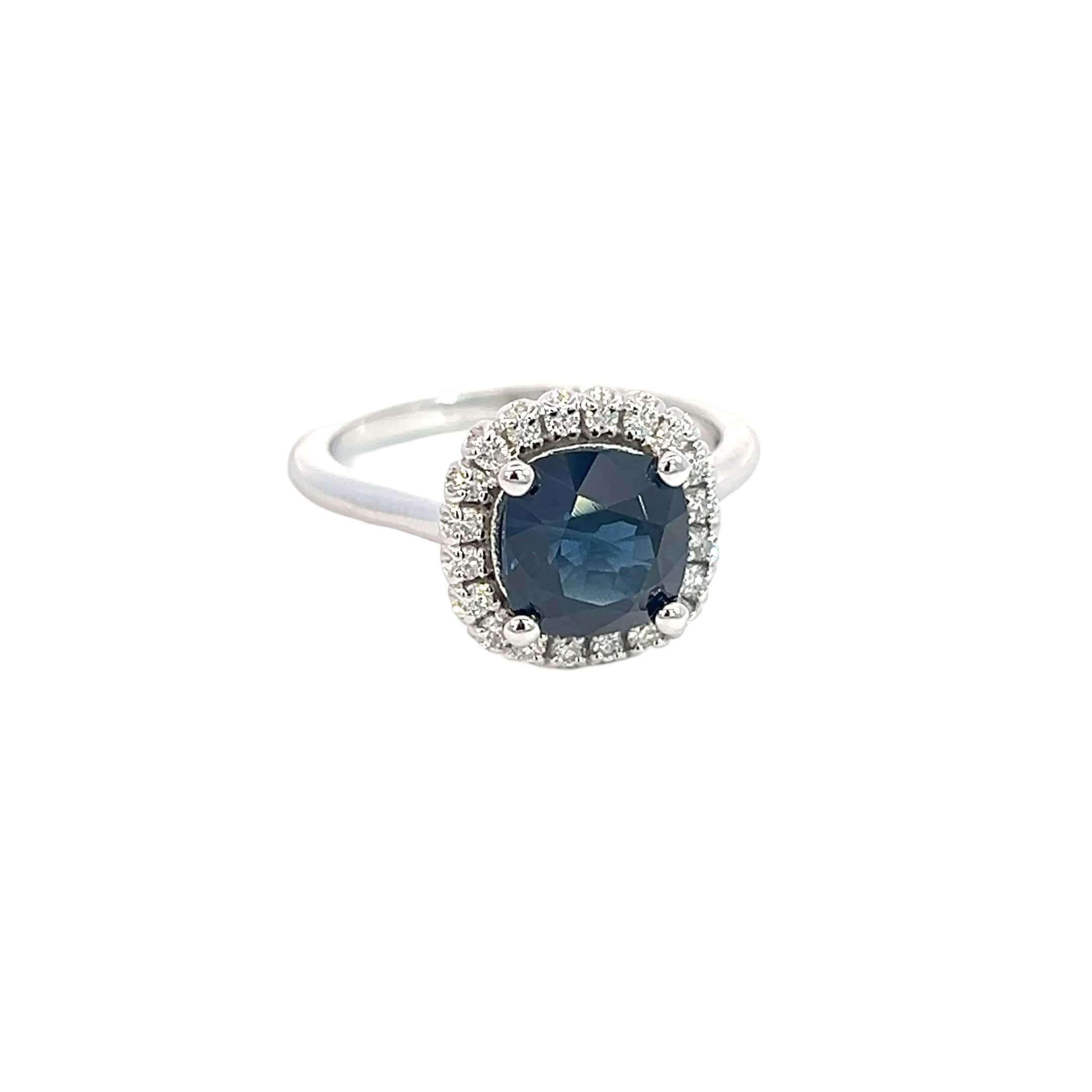 Taille mixte Bague en or blanc 14 carats avec saphir naturel certifié 2,25, taille 6,5 en vente