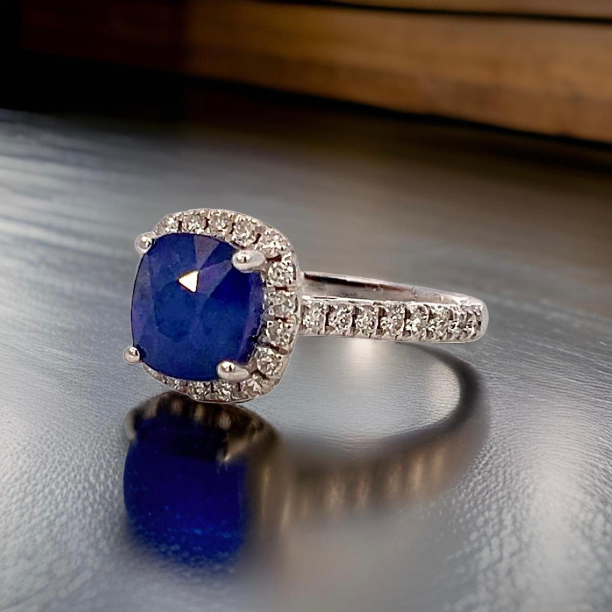 Bague en or blanc 14 carats avec saphir naturel certifié 2,51 carats, taille 7 en vente 4