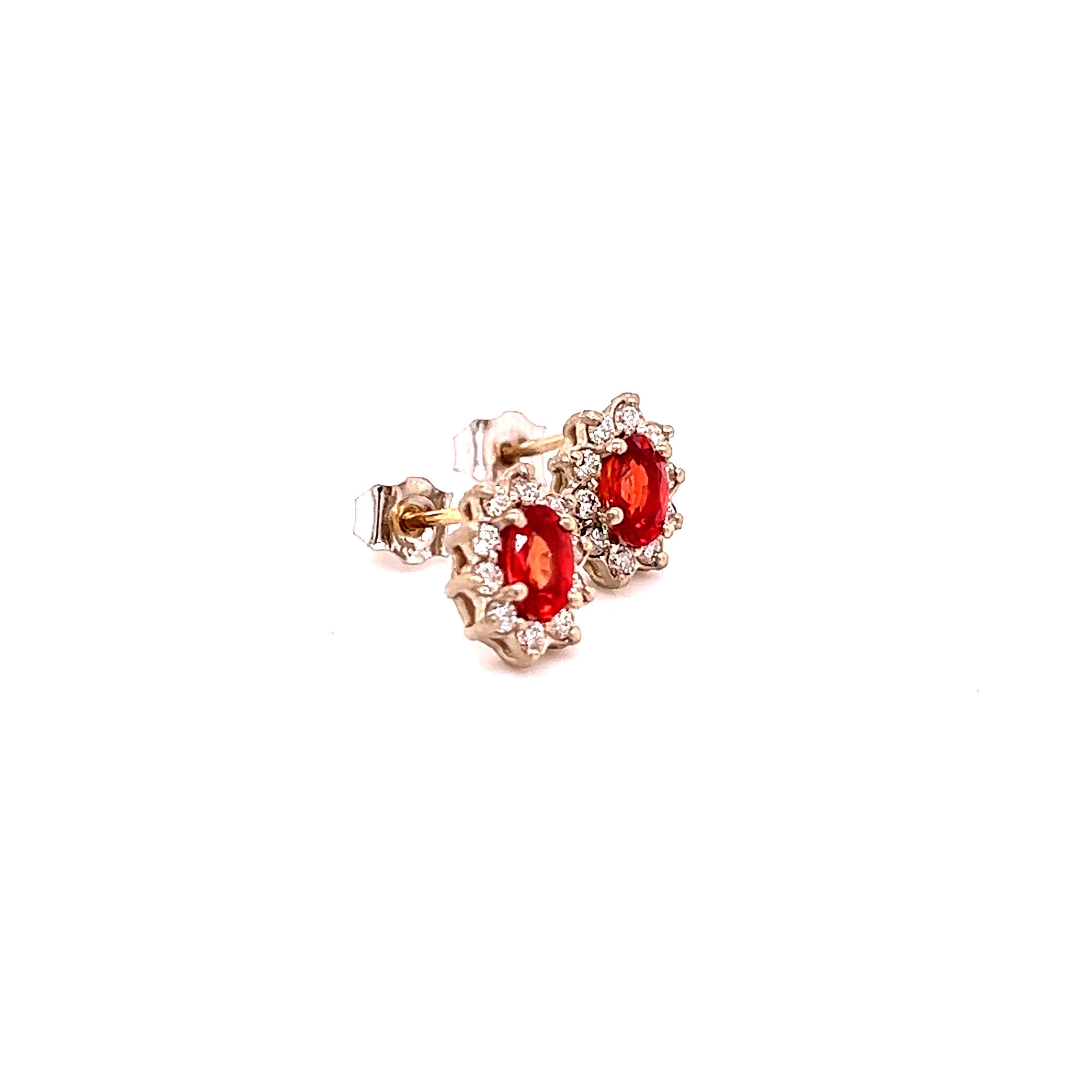 Orecchini con zaffiro naturale e diamante in oro 14k 0,90 TCW certificati $2,450 215601

Questo è un gioiello unico, personalizzato e affascinante!

Niente dice 
